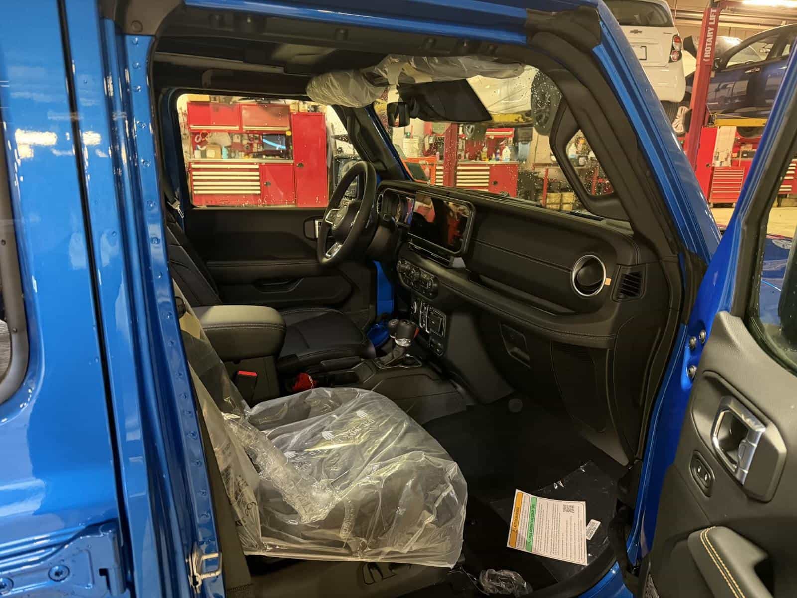 2026 Jeep Wrangler 4 Door Sahara - Image 5