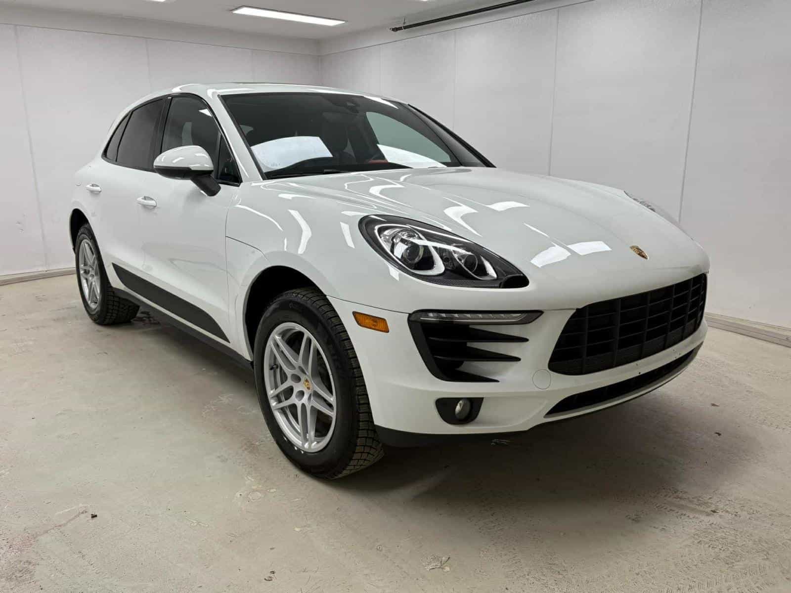 Image 4 Porsche Macan Base 2018