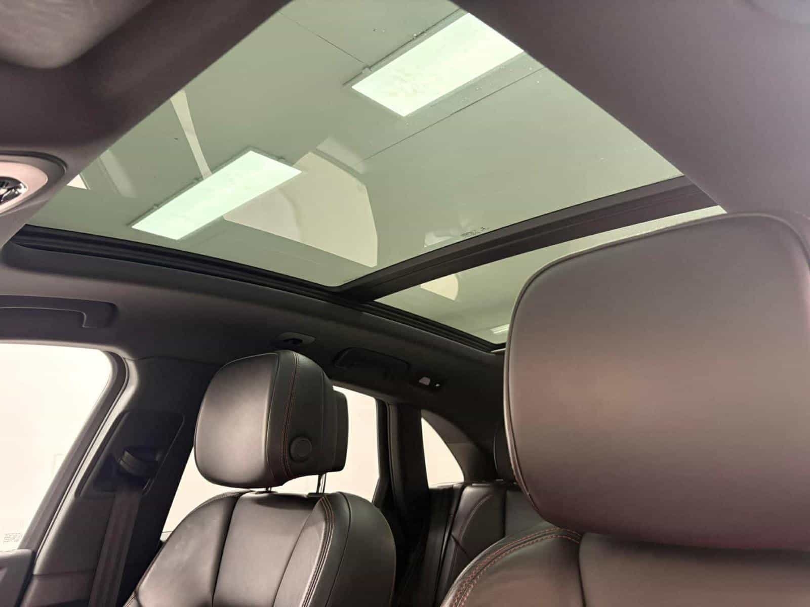 2018 Porsche Macan Base - Image 8