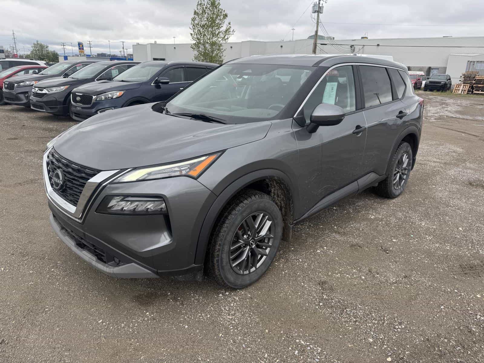 2023 Nissan Rogue S - Image 1