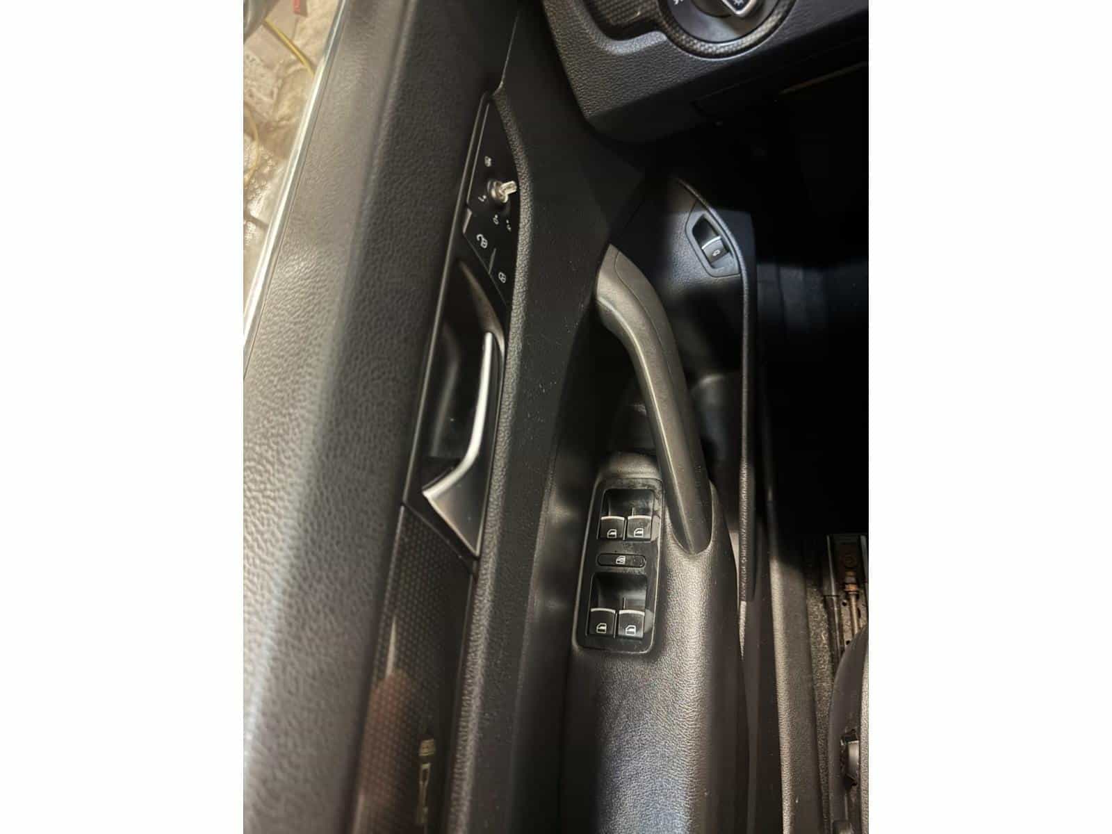 2014 Volkswagen Passat Comfortline - Image 12