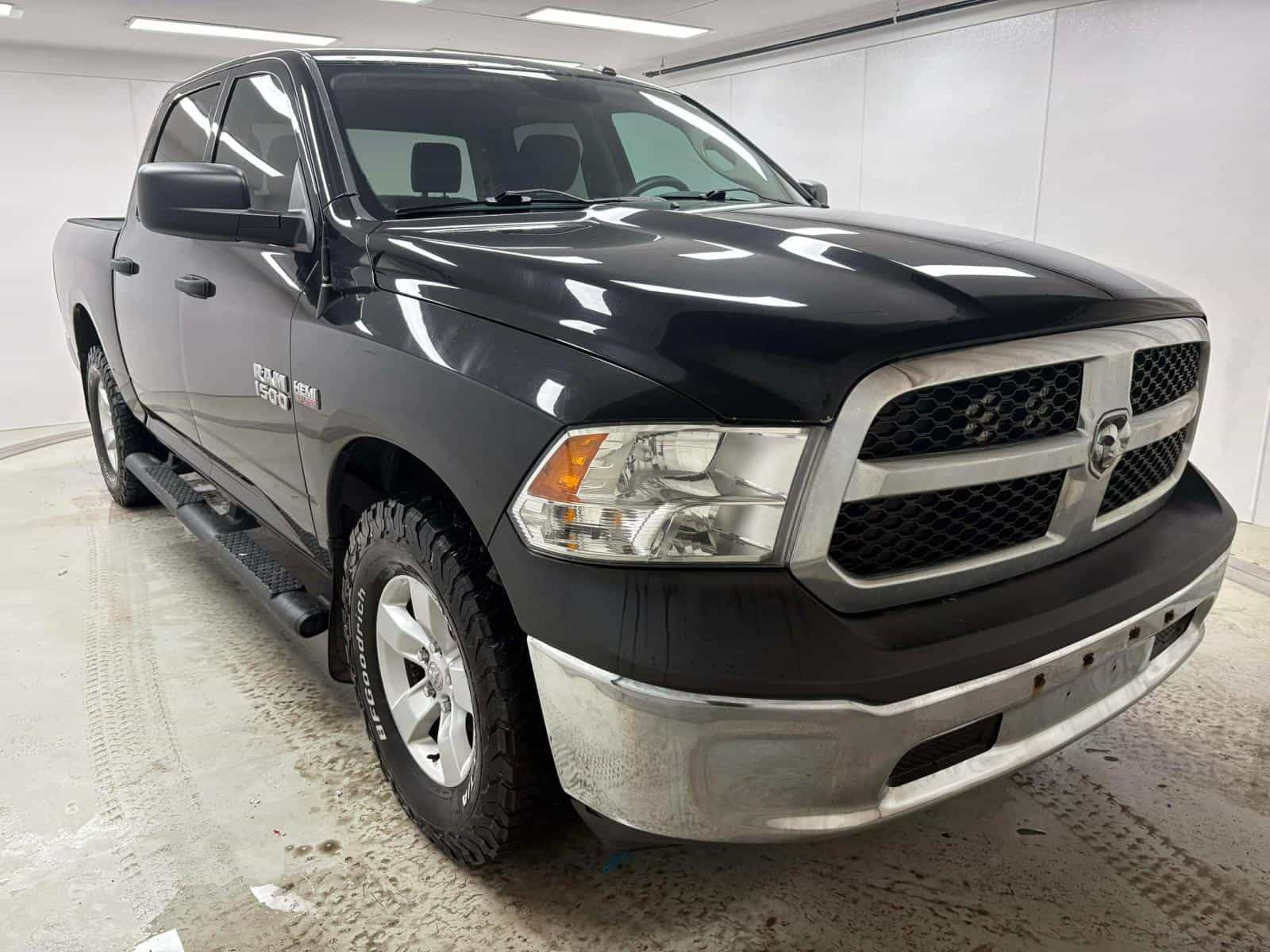 2015 RAM 1500 ST ST - Image 3