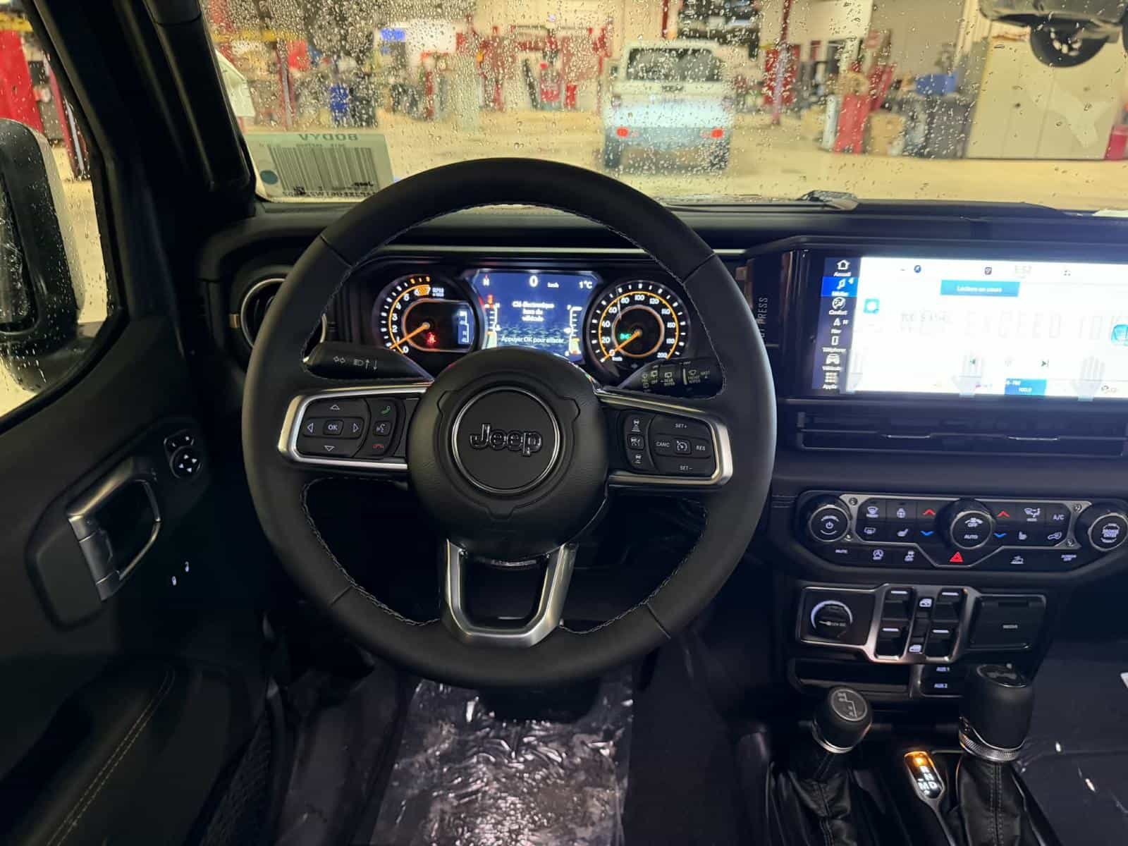 2026 Jeep Wrangler 4 Door Sahara - Image 8