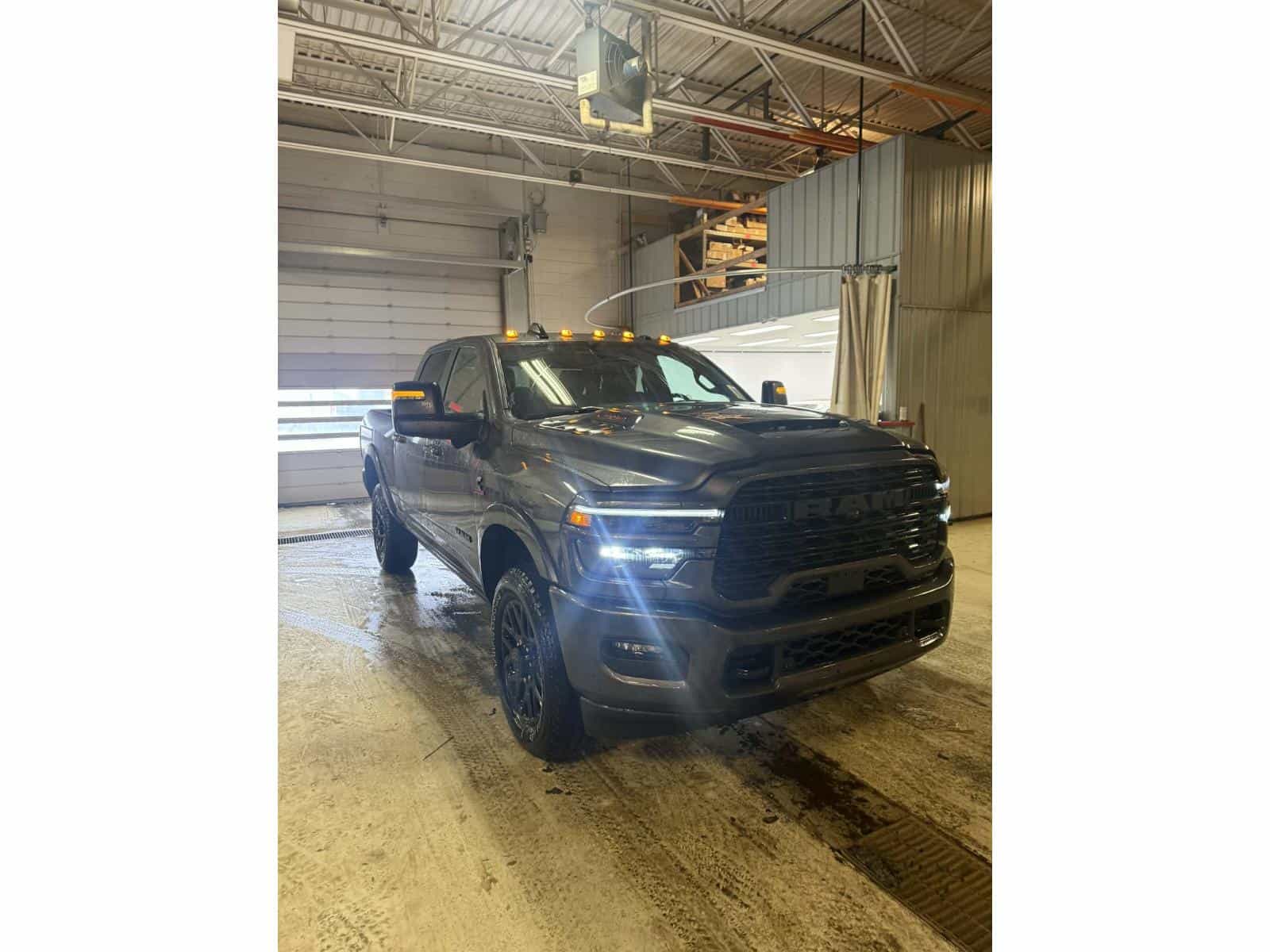 Image 8 RAM 2500 Limited 2026