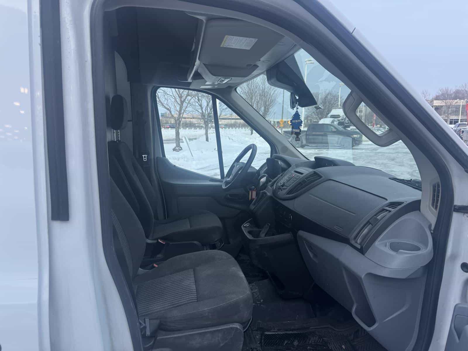 2018 Ford Transit T-250 - Image 6
