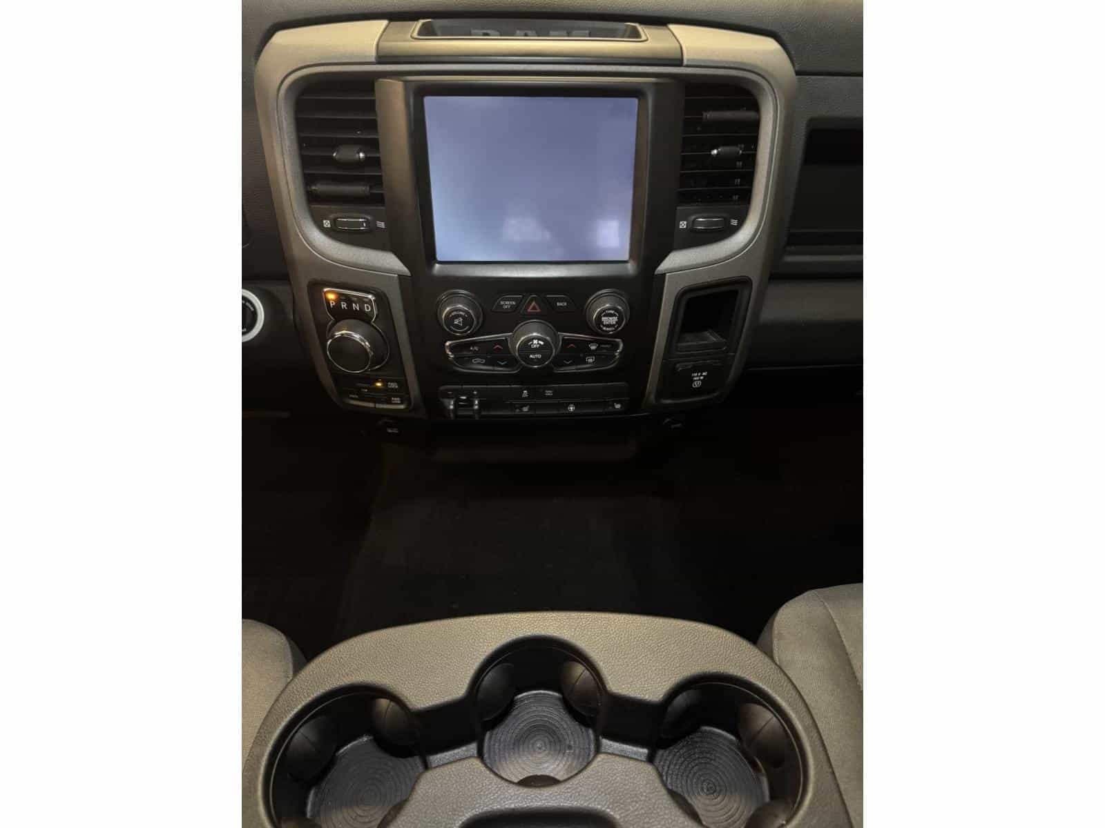 Image 13 RAM 1500 Classic Express 2021