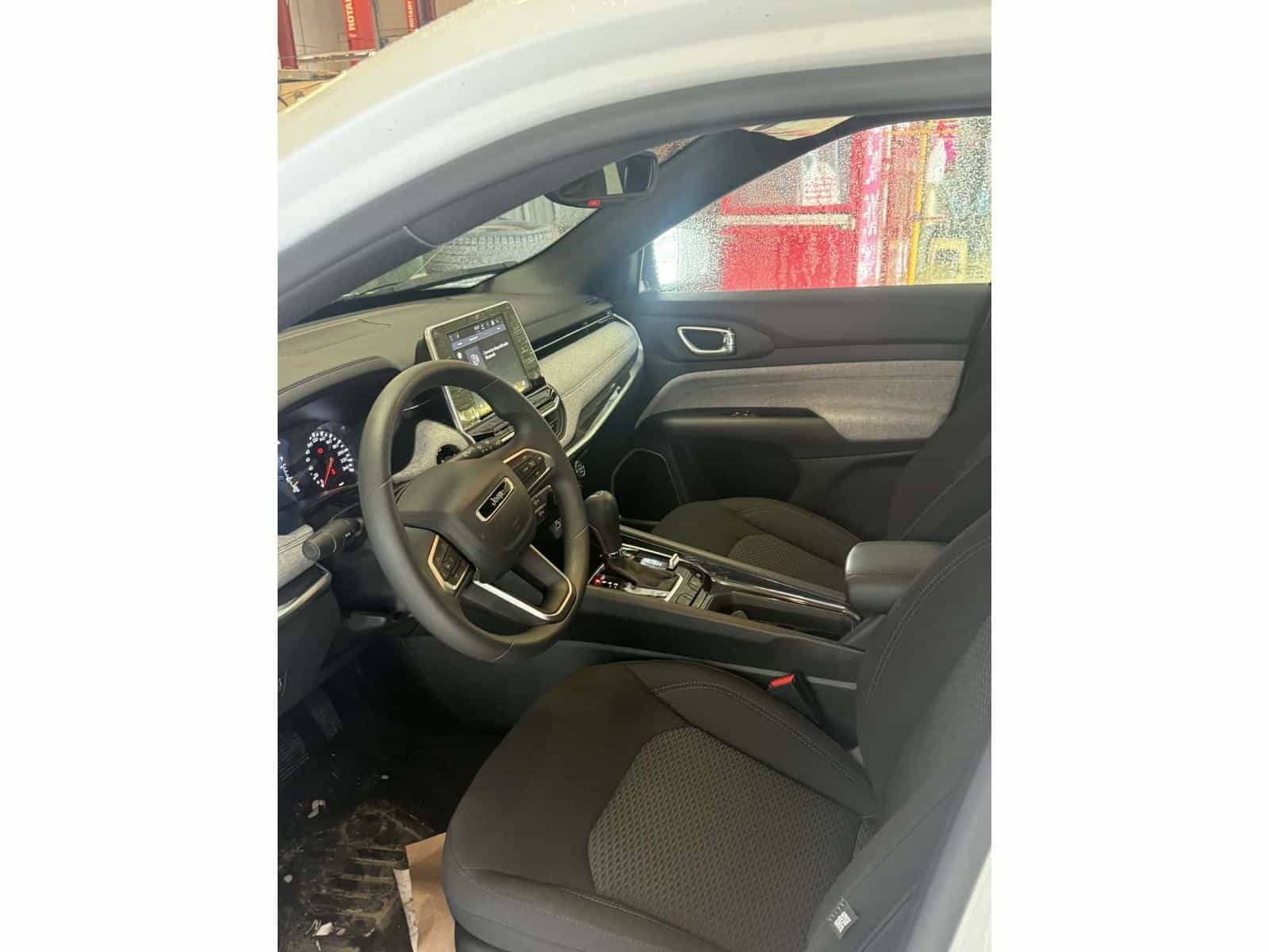 2025 Jeep Compass Sport - Image 6