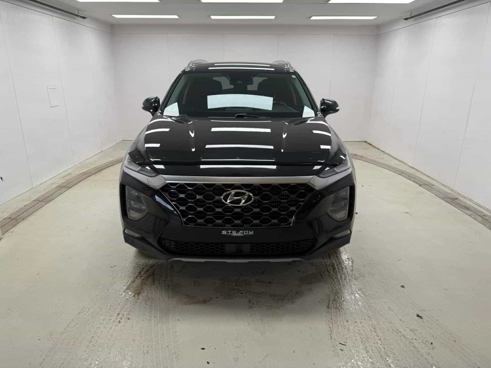 2020 Hyundai Santa Fe Preferred - Image 2