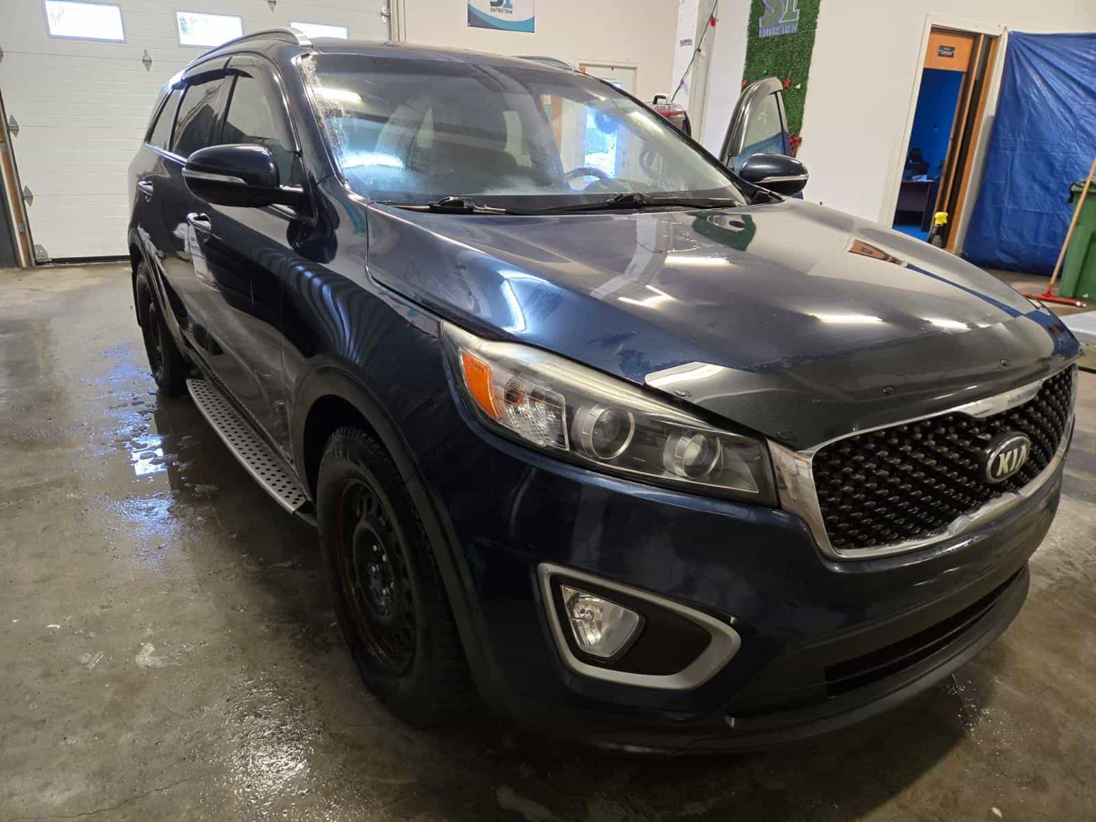 2017 Kia Sorento LX Turbo - Image 8