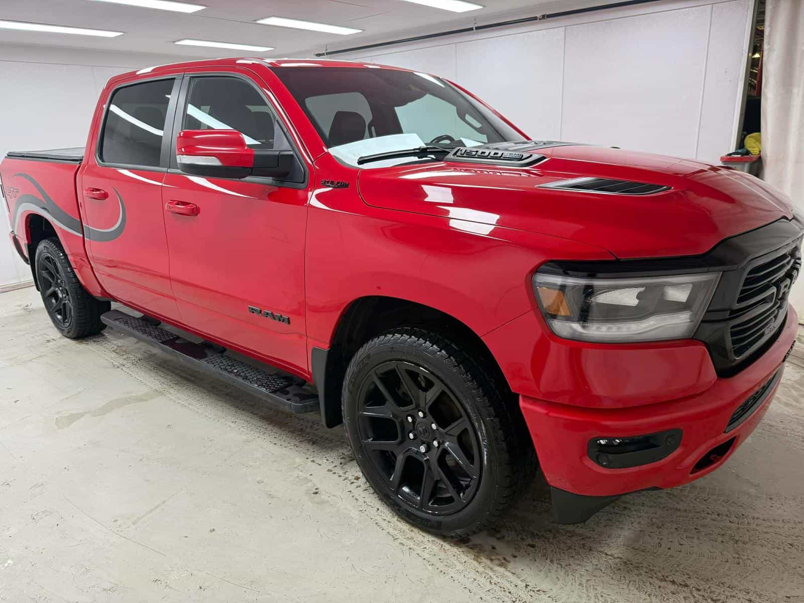 2022 RAM 1500 Sport - Image 3
