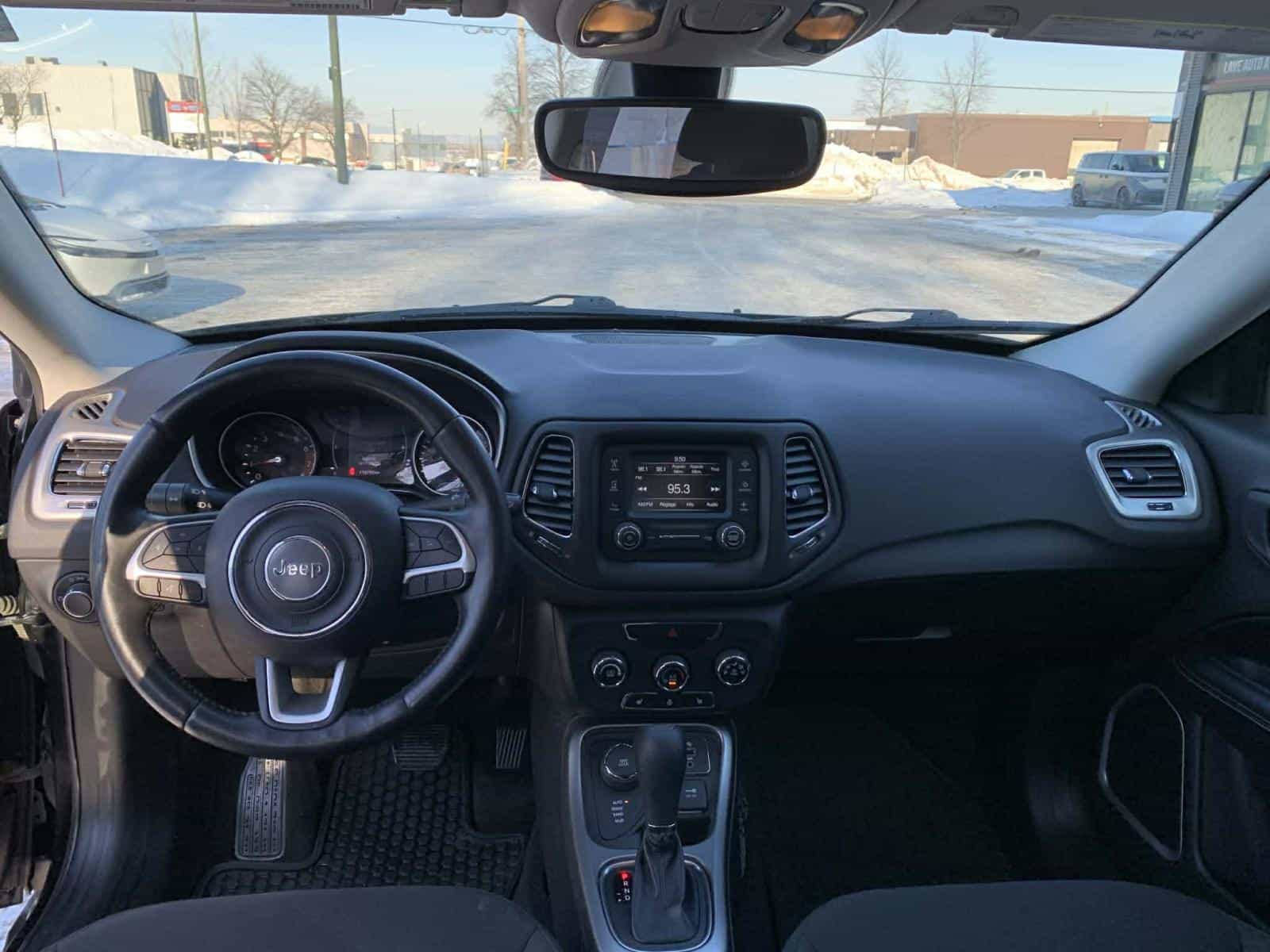 2018 Jeep Compass Sport - Image 10