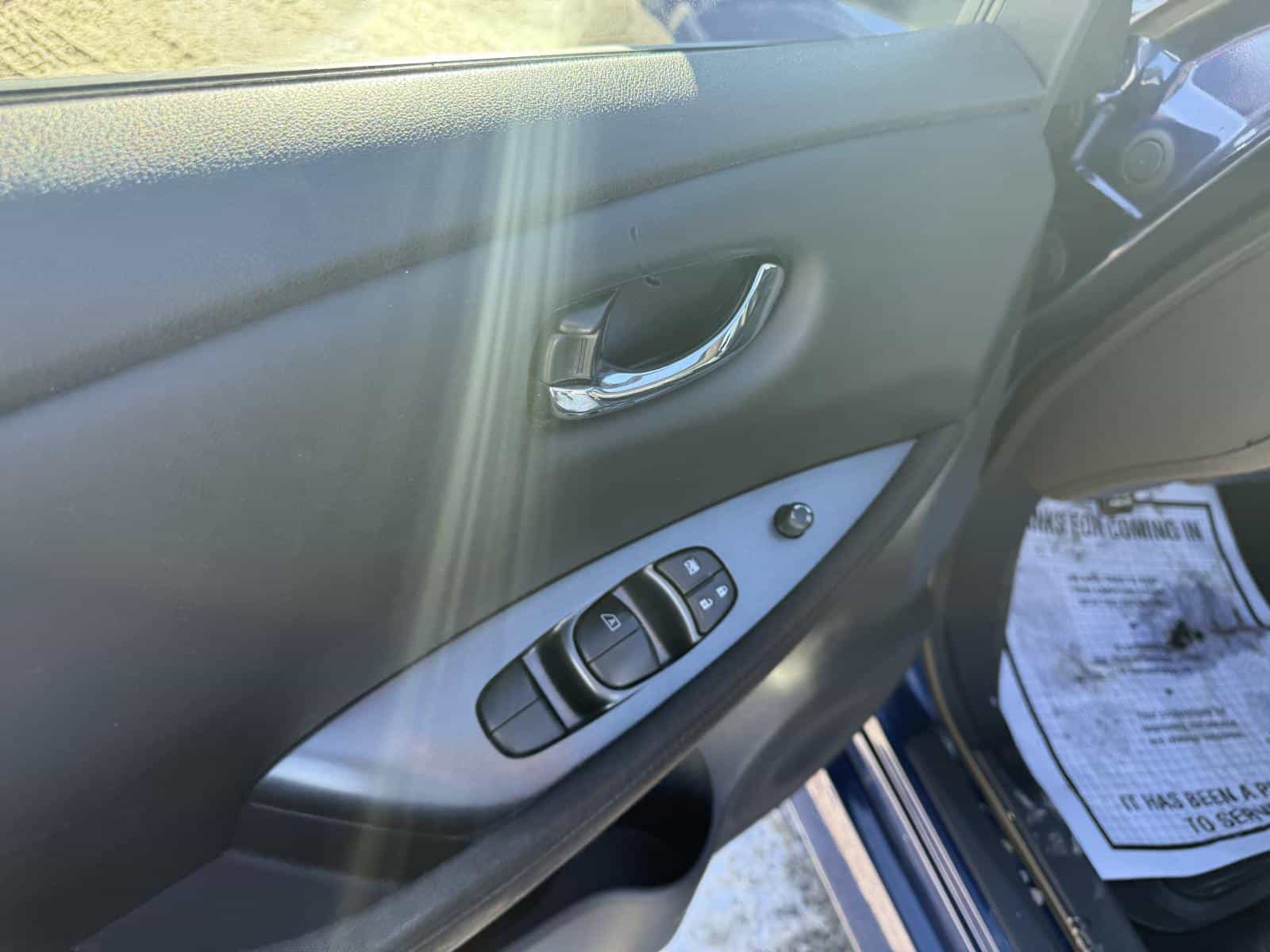 2019 Nissan Leaf S - Image 14