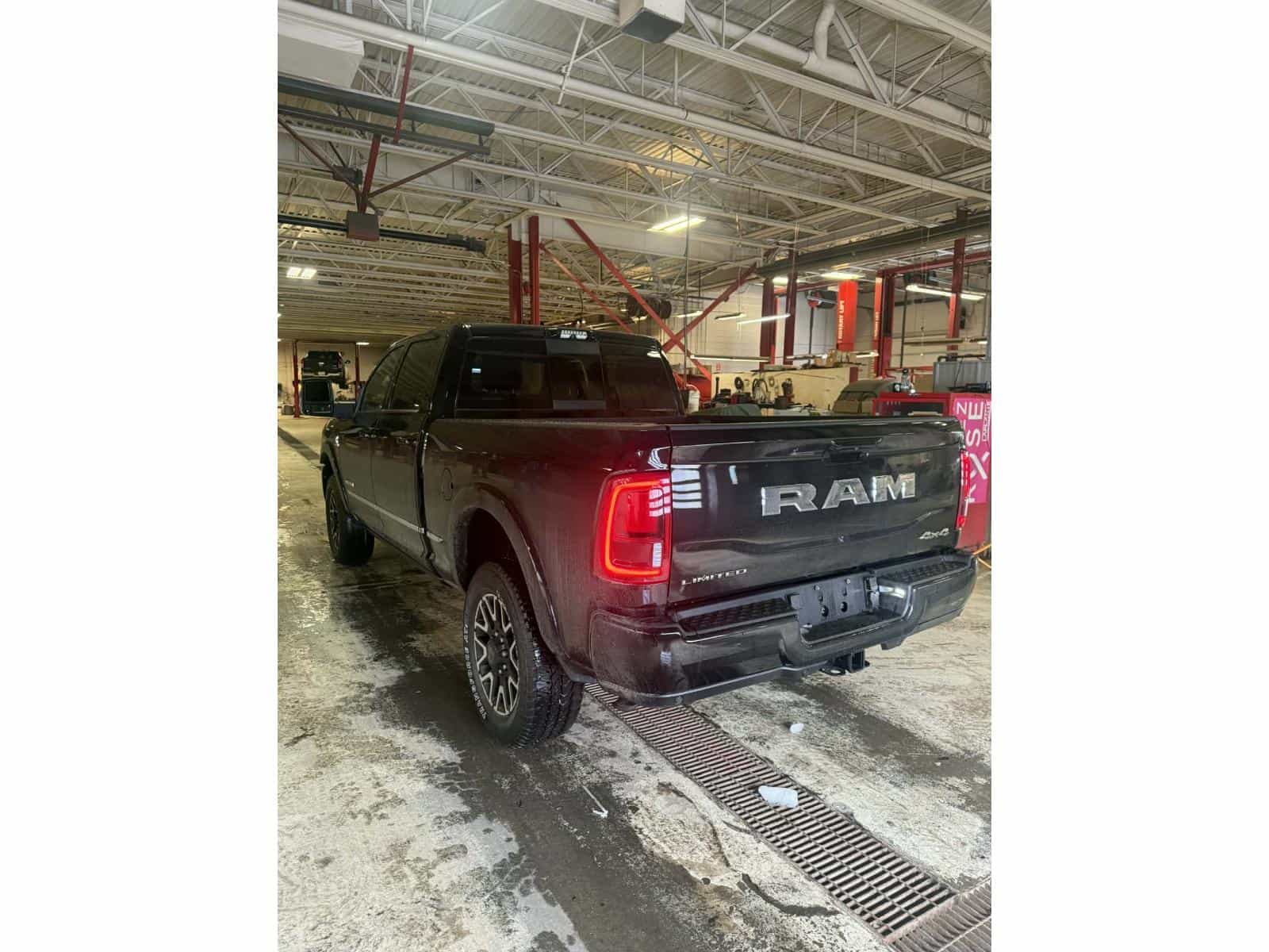 2026 RAM 2500 Limited - Image 3