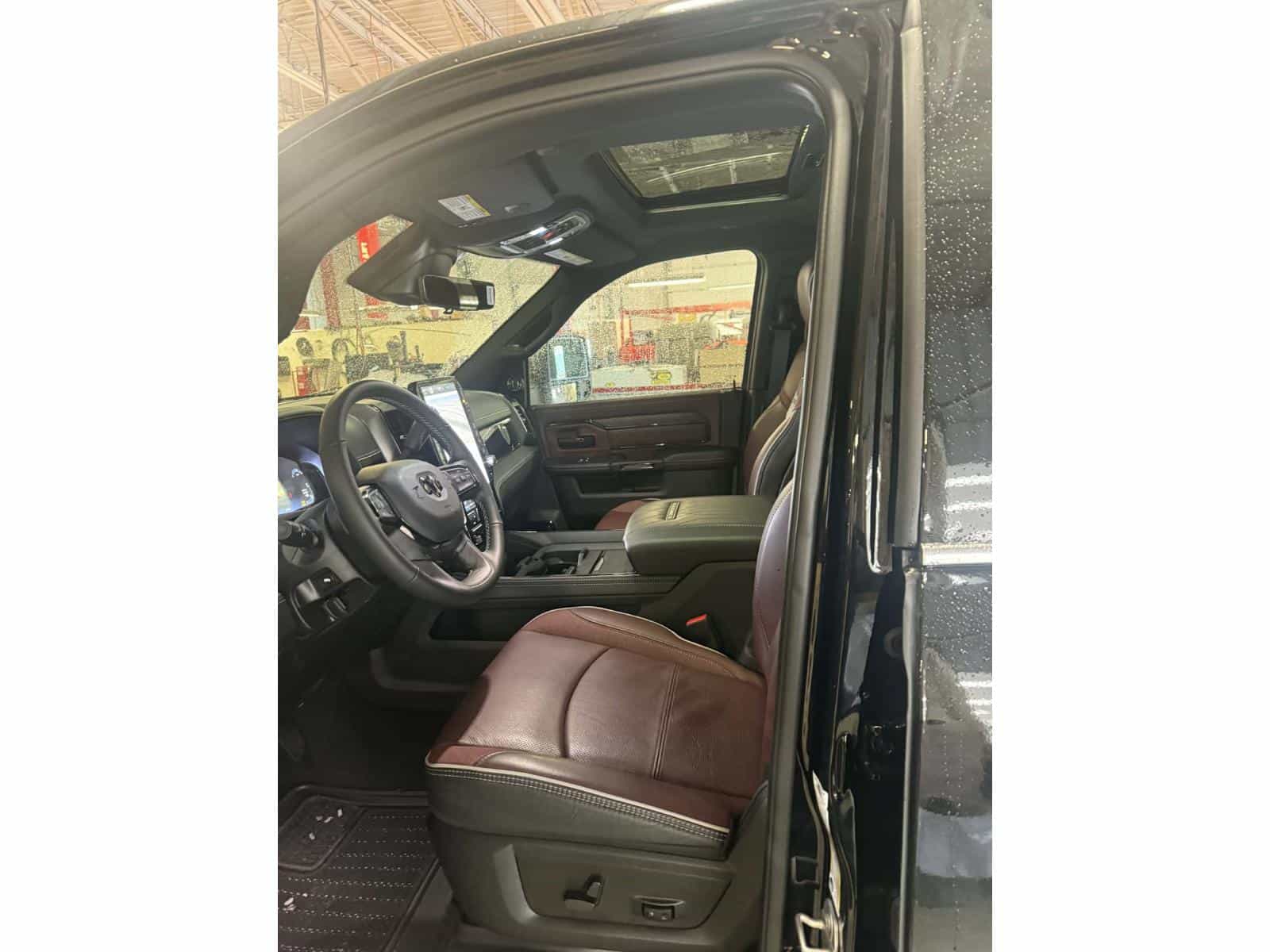 2026 RAM 2500 Limited - Image 8