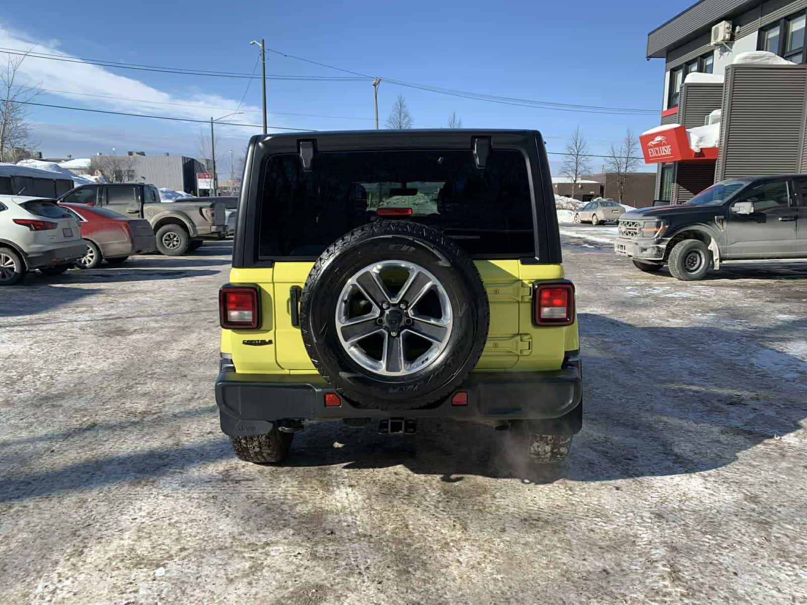 Image 5 Jeep Wrangler Sahara 2023