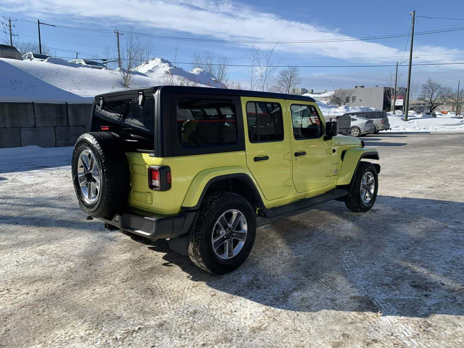 Image 4 Jeep Wrangler Sahara 2023
