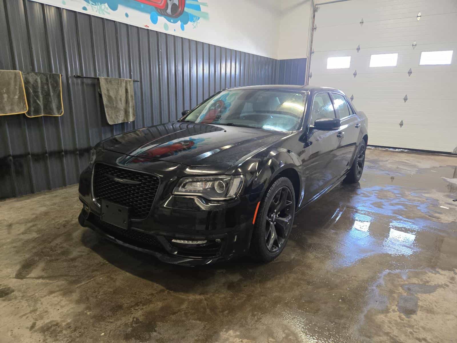 2022 Chrysler 300 Touring L Touring L - Image 1