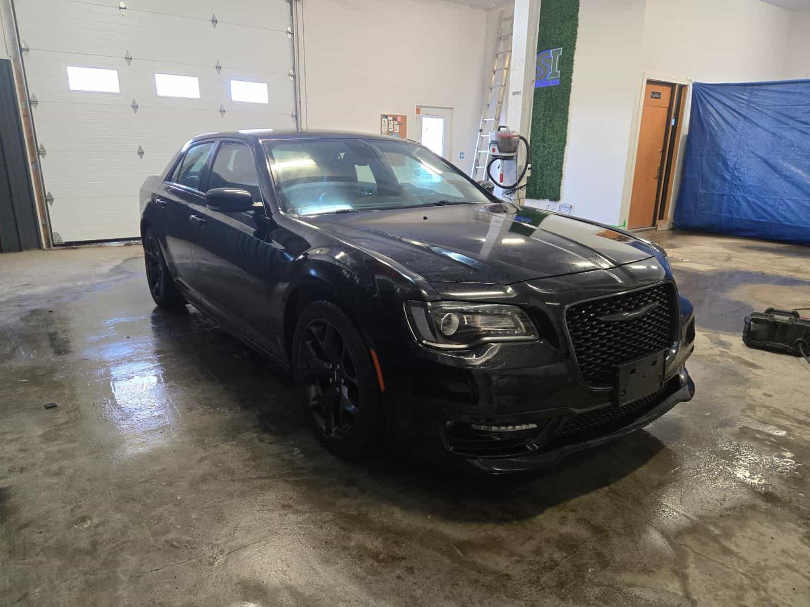 2022 Chrysler 300 Touring L Touring L - Image 3