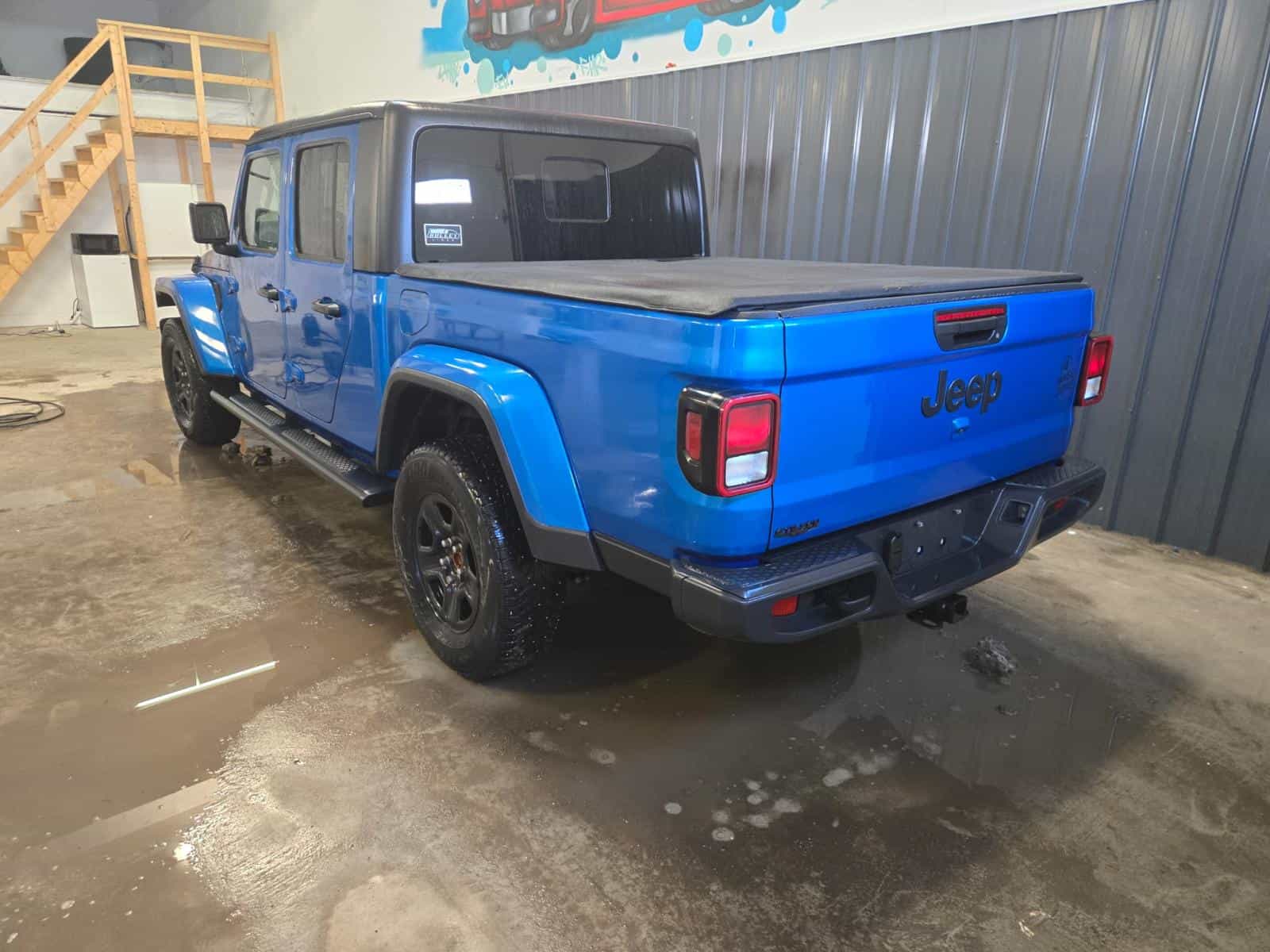 2025 Jeep Gladiator Sport Willys - Image 6