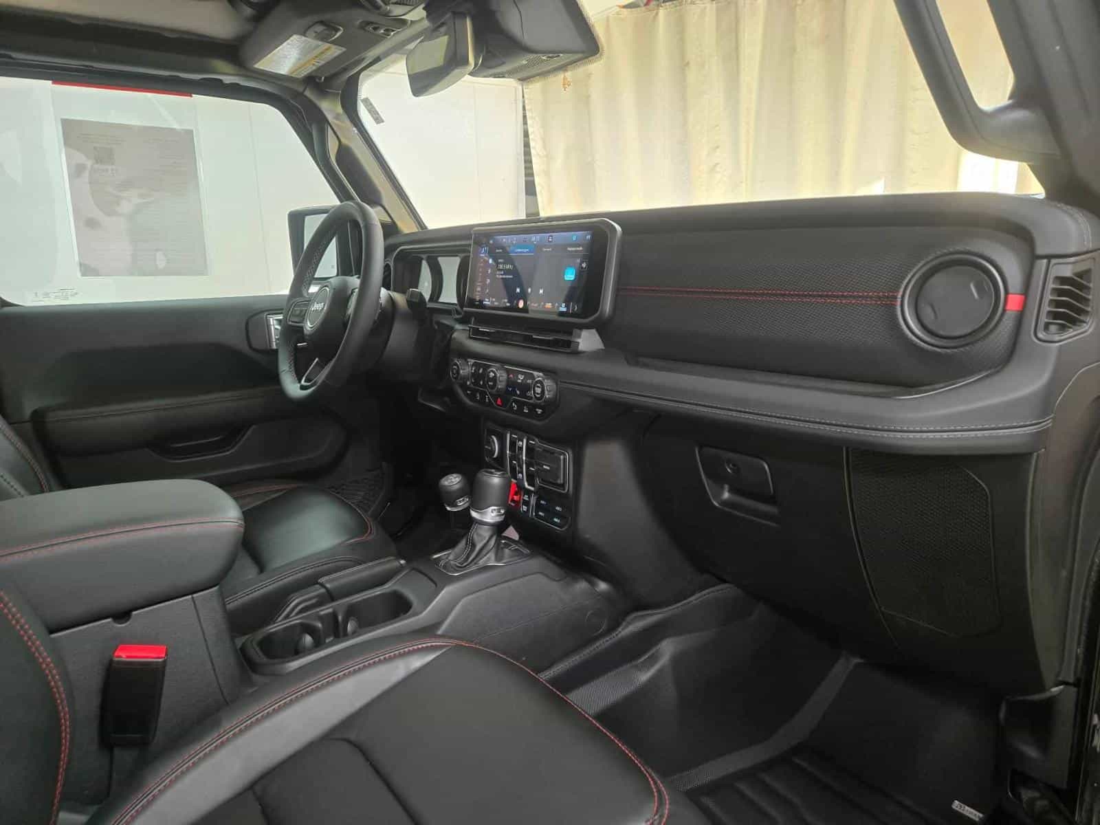 Image 7 Jeep Wrangler Rubicon X 2025