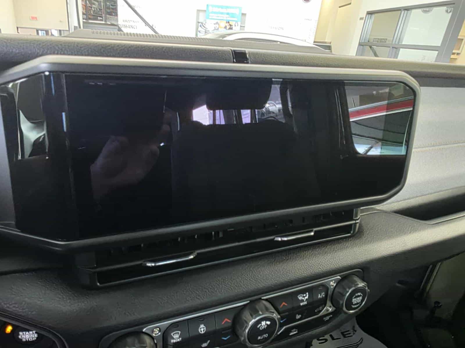 Image 7 Jeep Wrangler 4XE WILLYS '41 2025