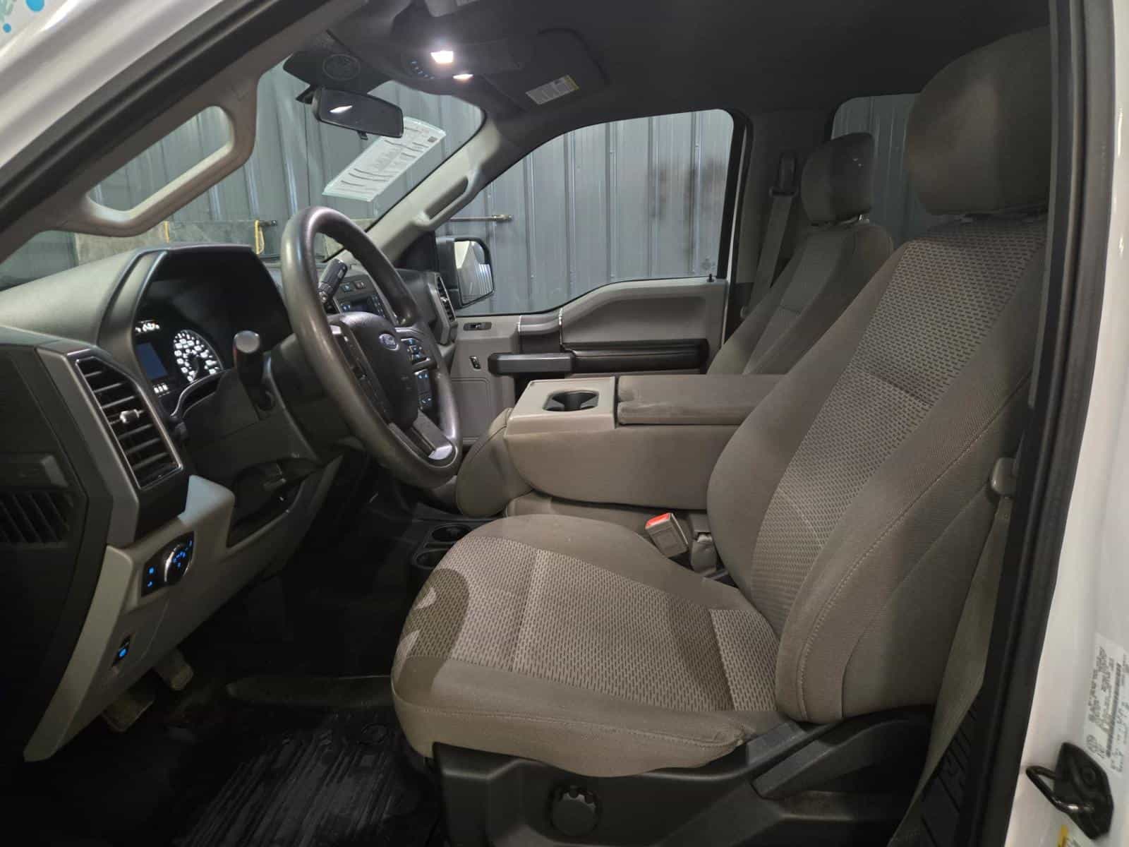 2018 Ford F150 SUPERCREW XLT - Image 9