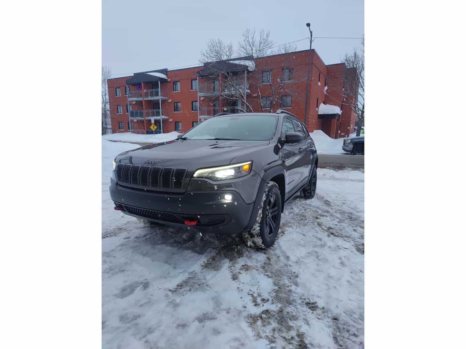 2020 Jeep CHEROKEE TRAILHAWK Trailhawk - Image 12