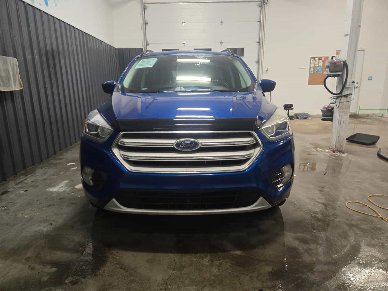 Image 2 Ford ESCAPE SEL SEL 2018