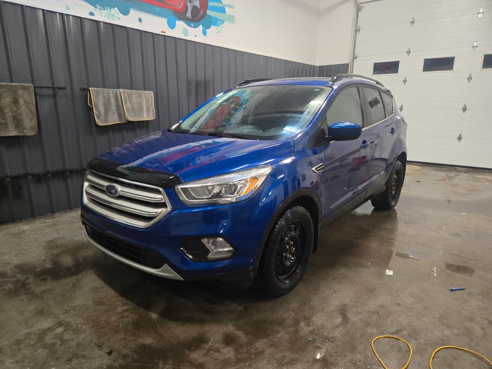 Image 1 Ford ESCAPE SEL SEL 2018