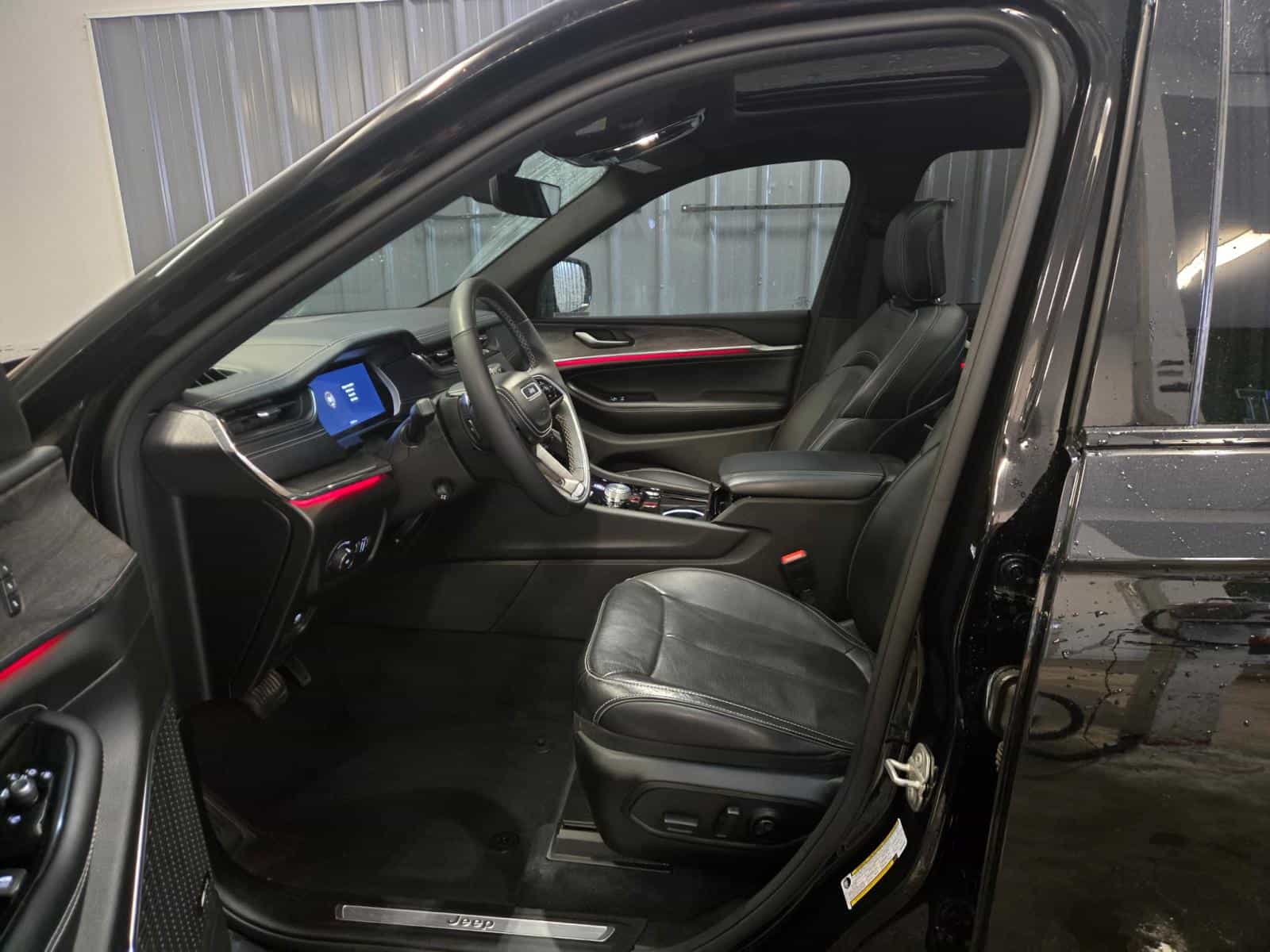 Image 12 Jeep Grand Cherokee Overland Overland 2023