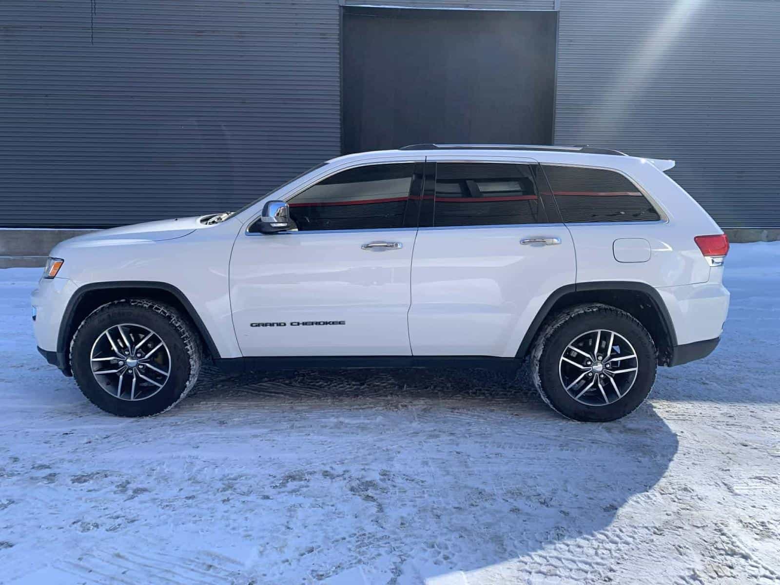 2018 Jeep Grand Cherokee Limited Limited - Image 3