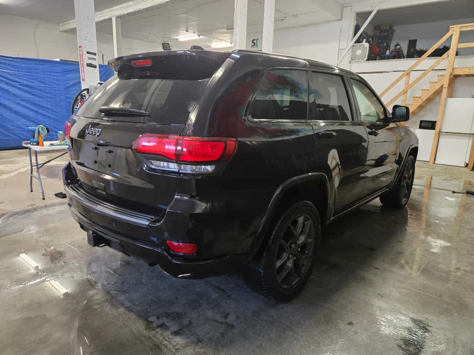 Image 4 Jeep Grand Cherokee Limited 80th Anniversary Edition 2021