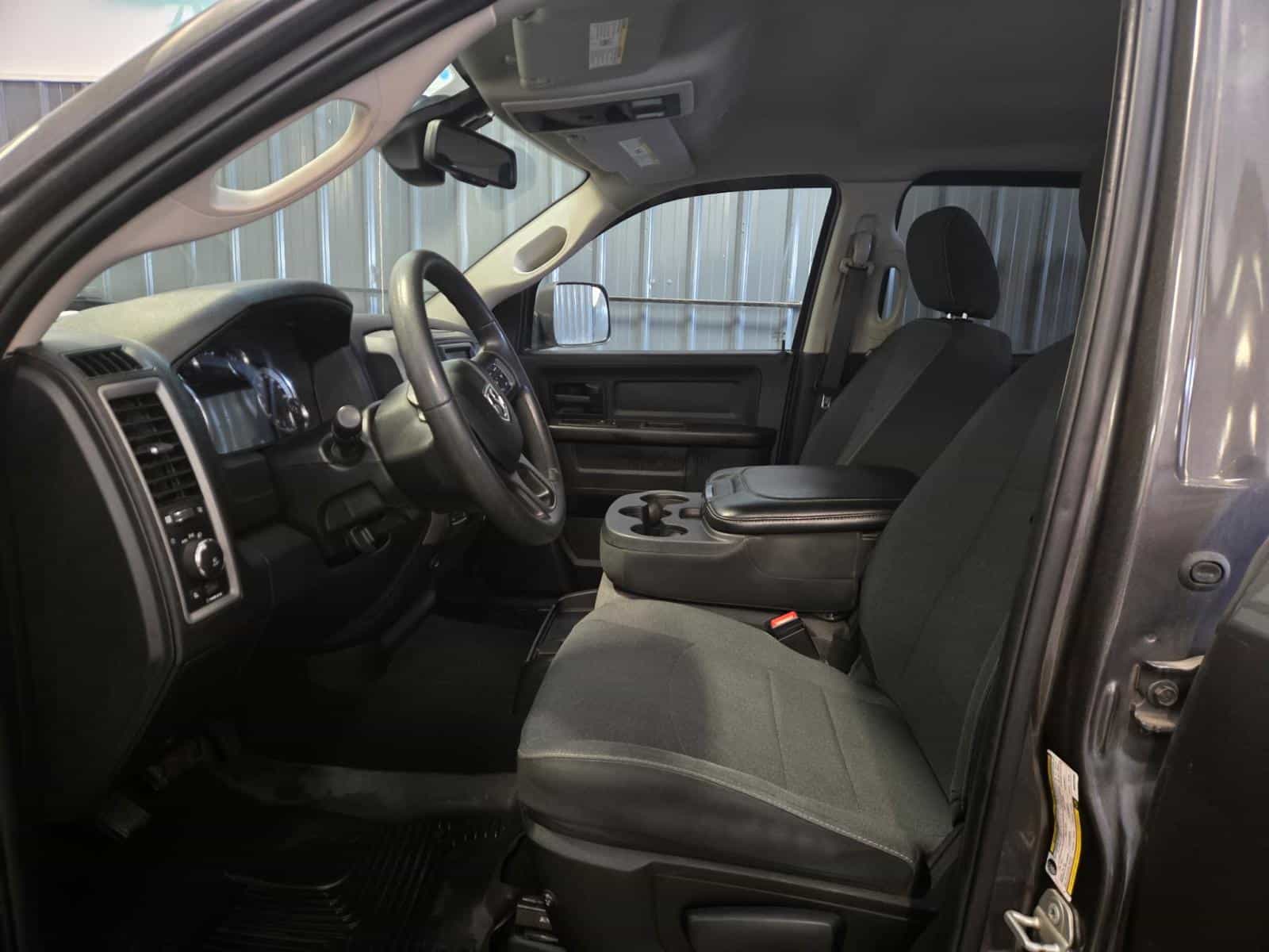 2021 RAM 1500 Classic Express - Image 9