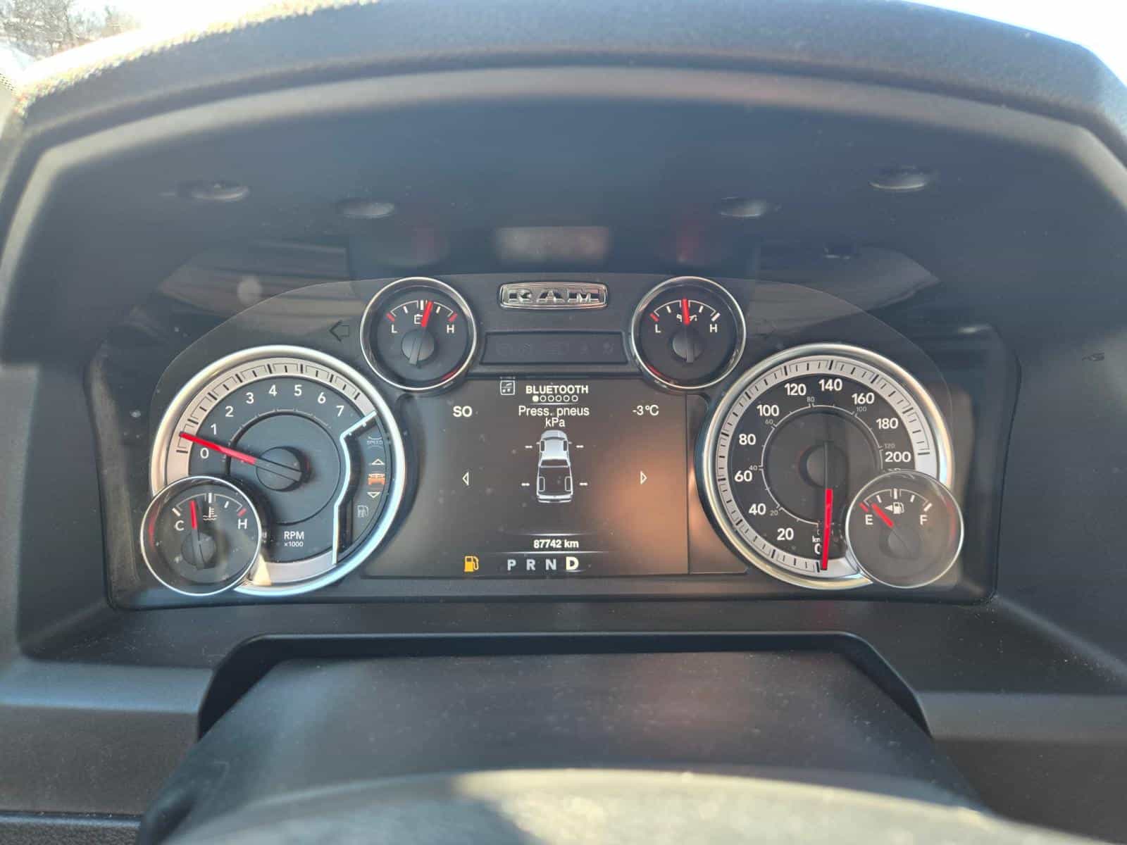 Image 12 RAM 1500 Classic Express 2021