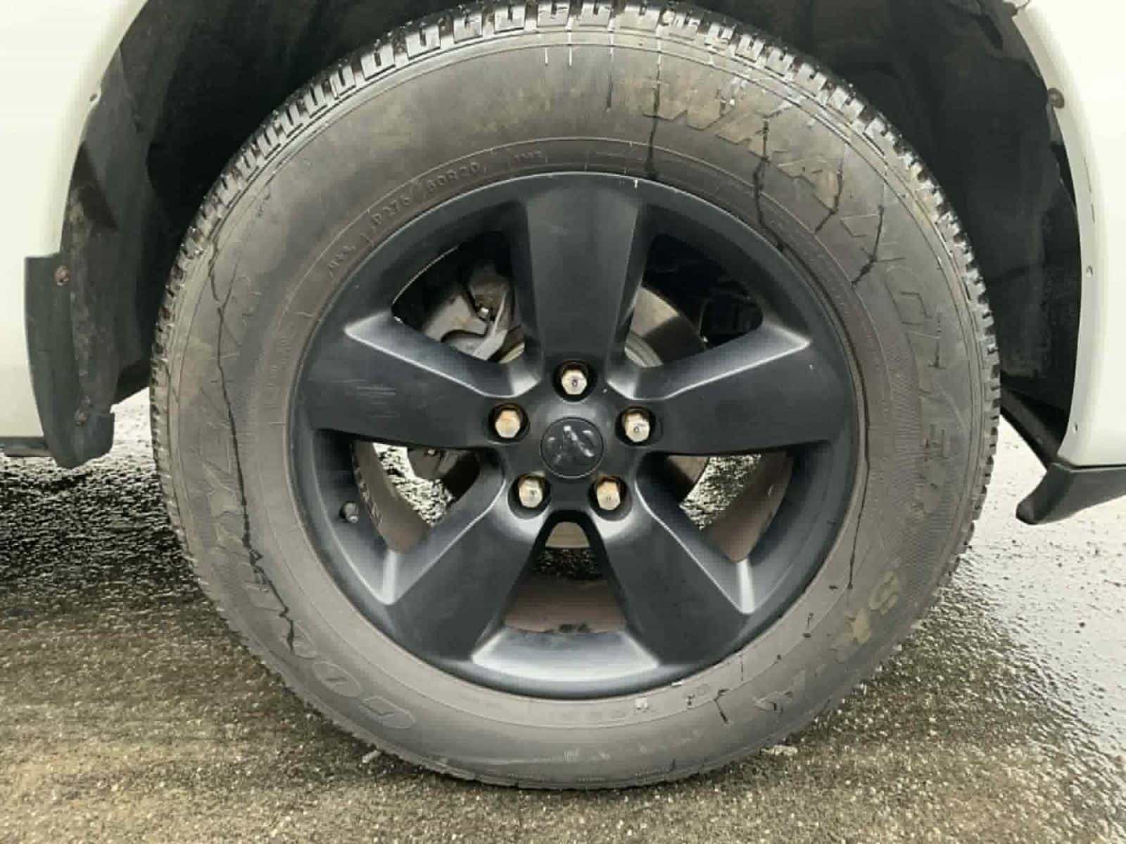 2020 RAM 1500 Classic Express - Image 10