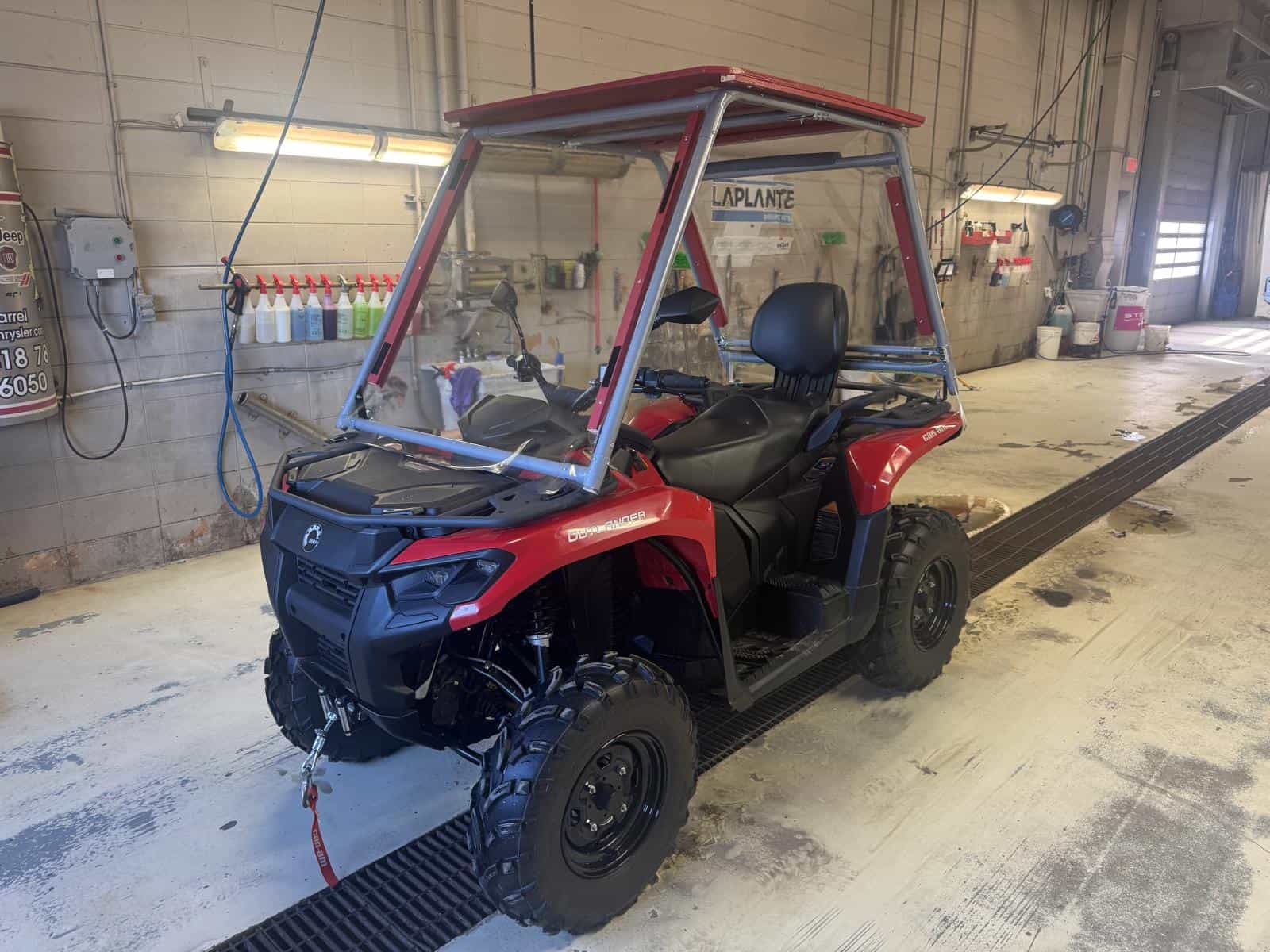 2023 Can-Am Outlander Max 700 Dps - Image 1