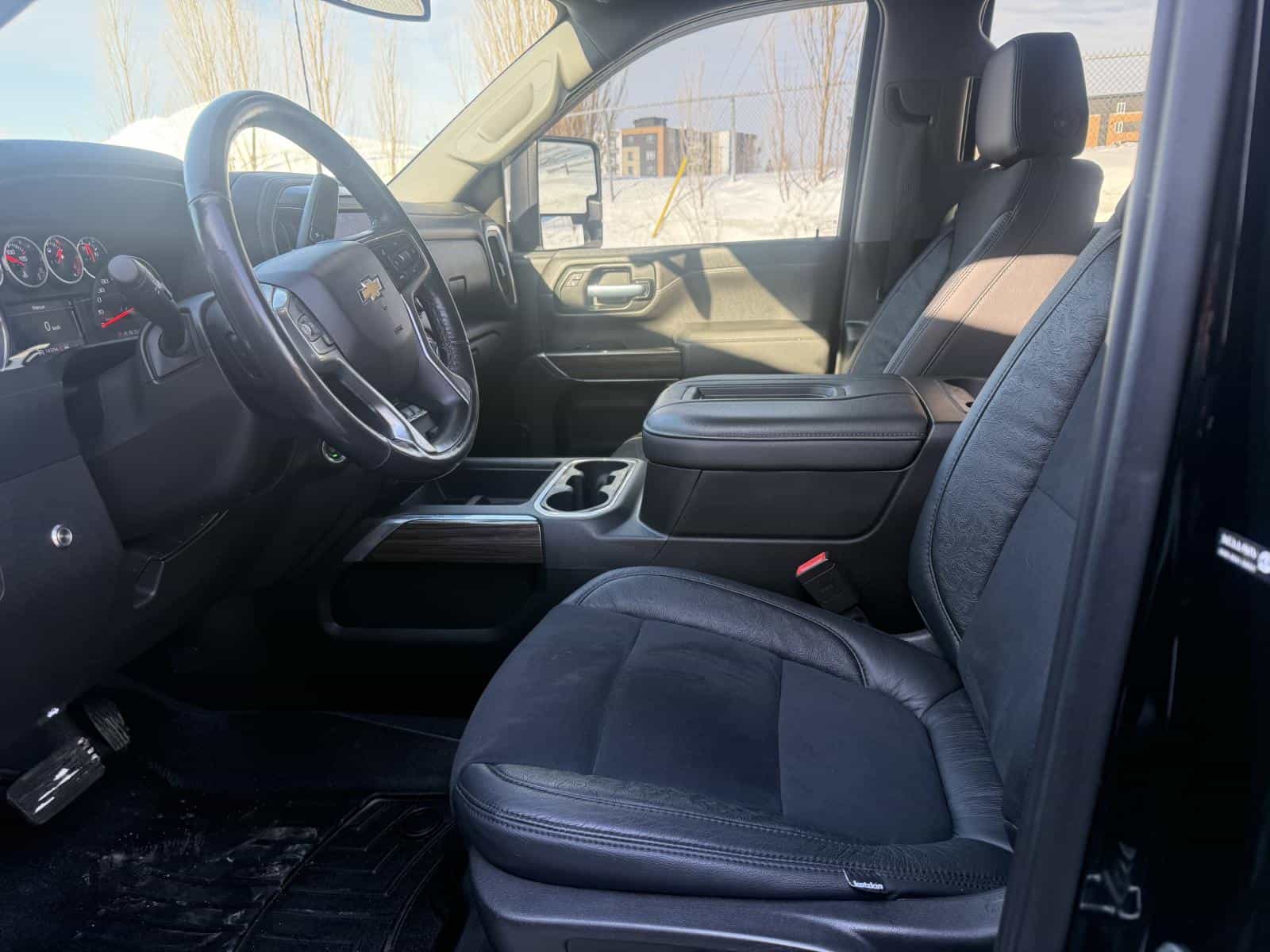 2020 Chevrolet Silverado LT - Image 8