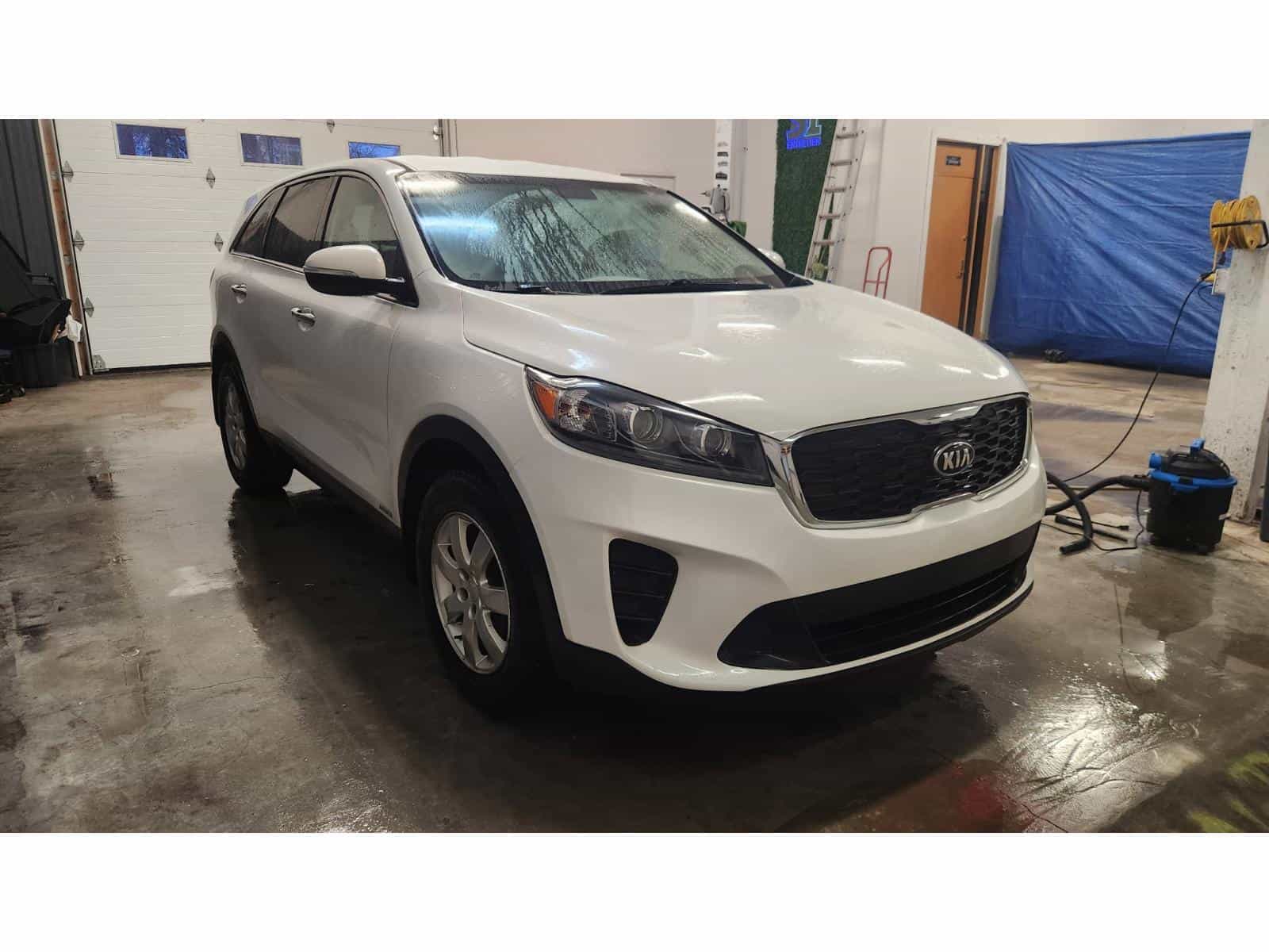2020 Kia Sorento LX - Image 3