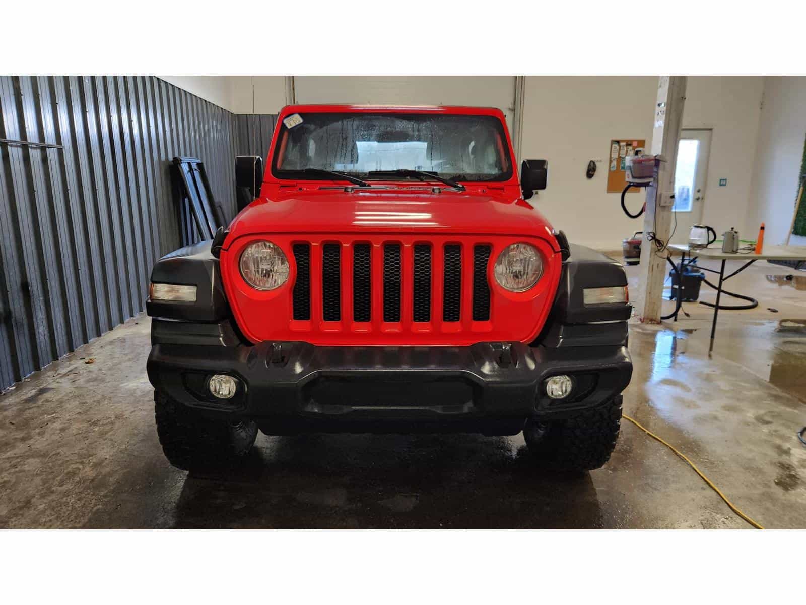 Image 2 Jeep Wrangler Sport 2022