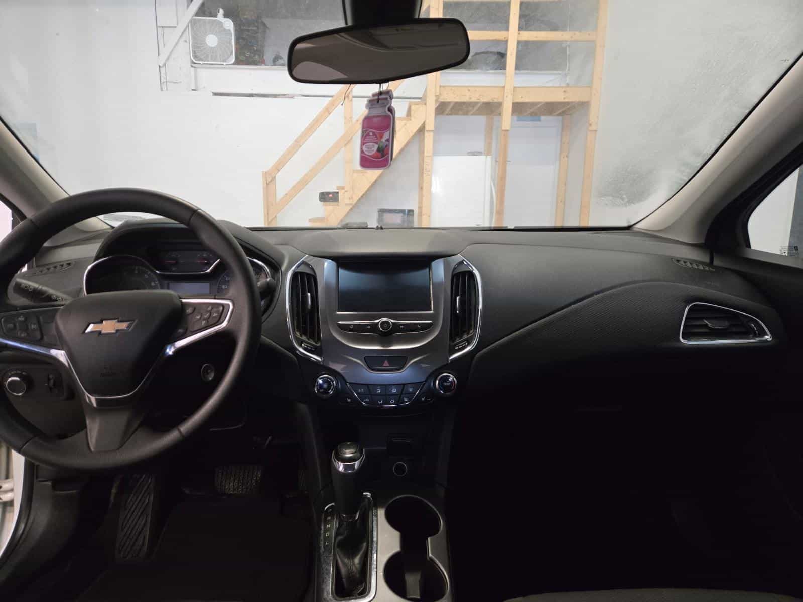 Image 11 Chevrolet CRUZE LT LT 2017