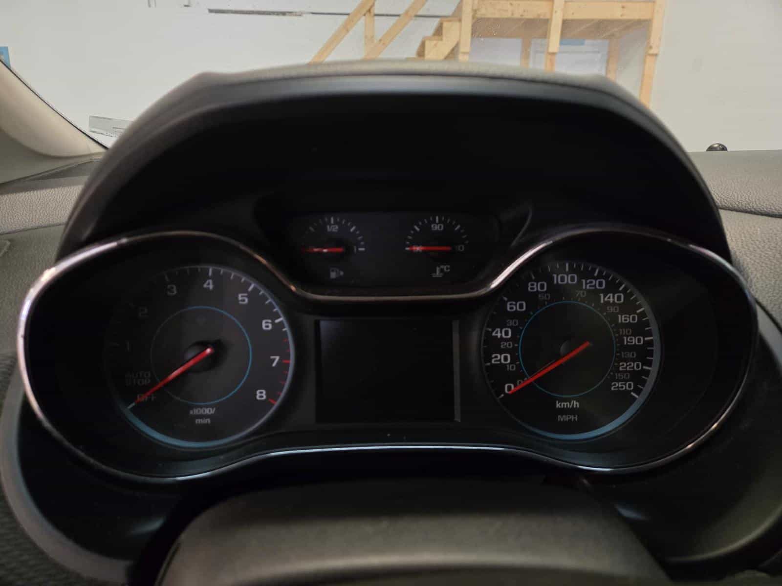 2017 Chevrolet CRUZE LT LT - Image 13