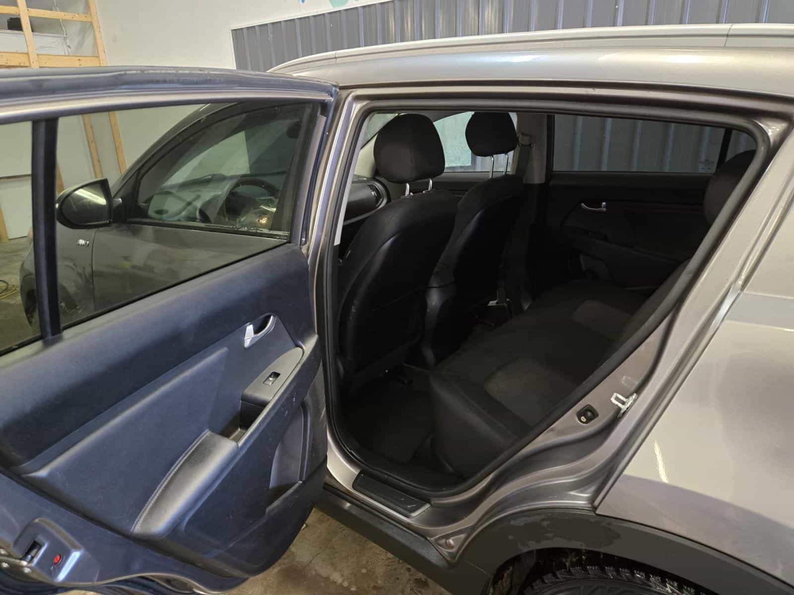 Image 12 Kia Sportage LX 2012