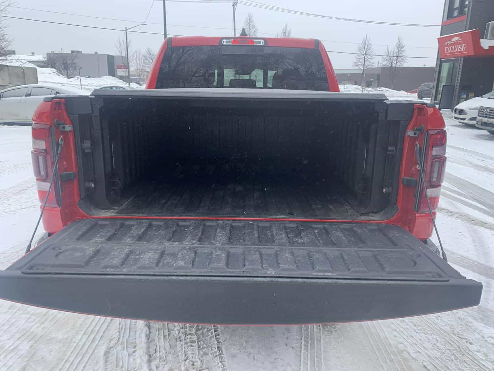 2023 RAM 1500 Laramie - Image 9