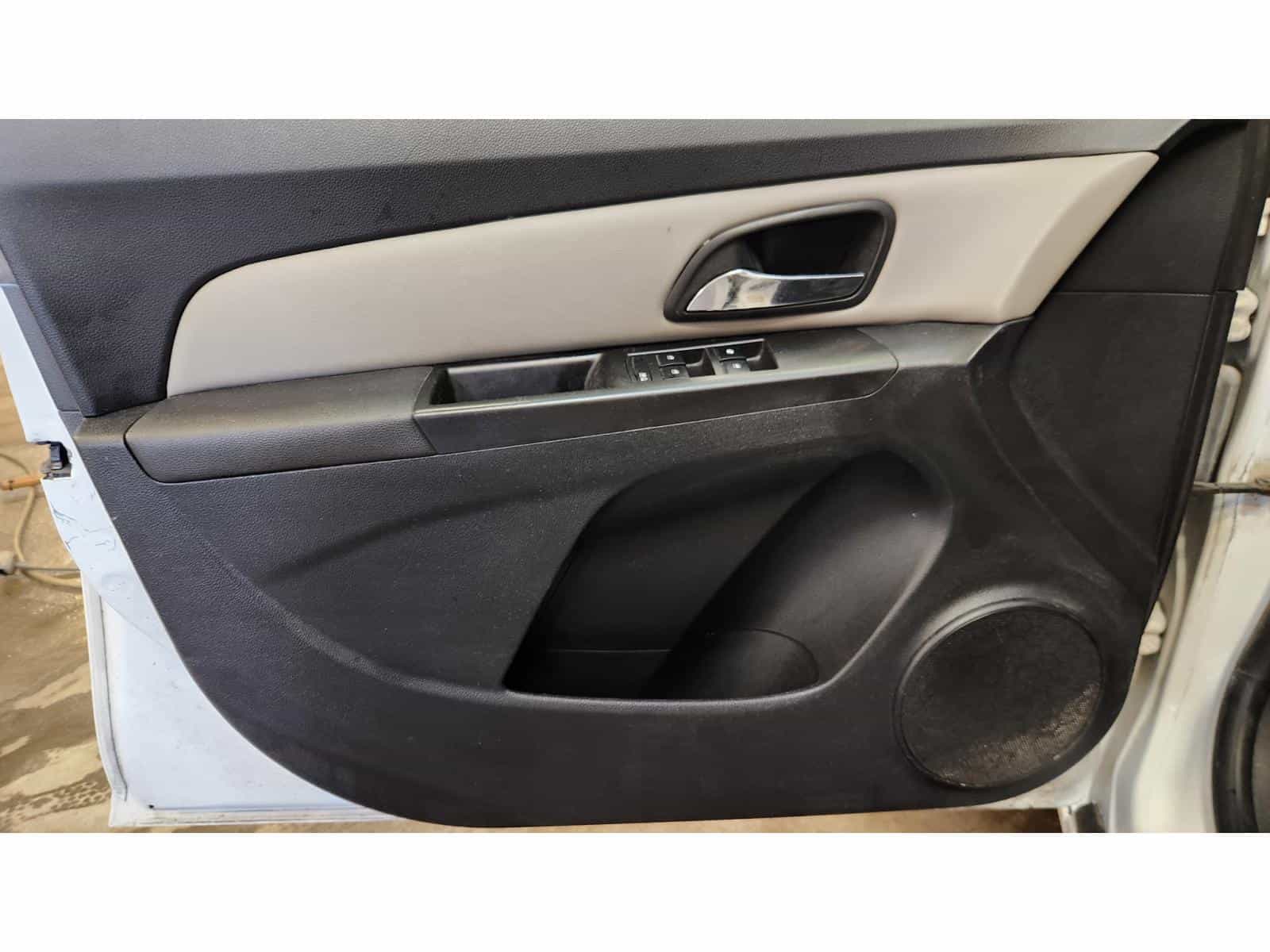 Image 8 Chevrolet CRUZE LS LS 2012