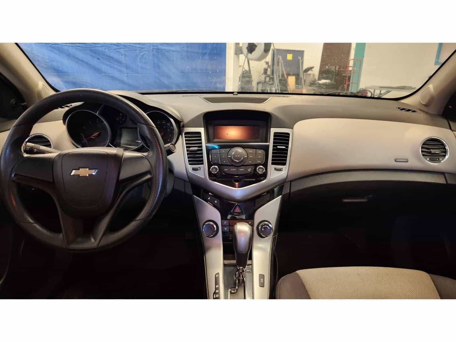 Image 12 Chevrolet CRUZE LS LS 2012