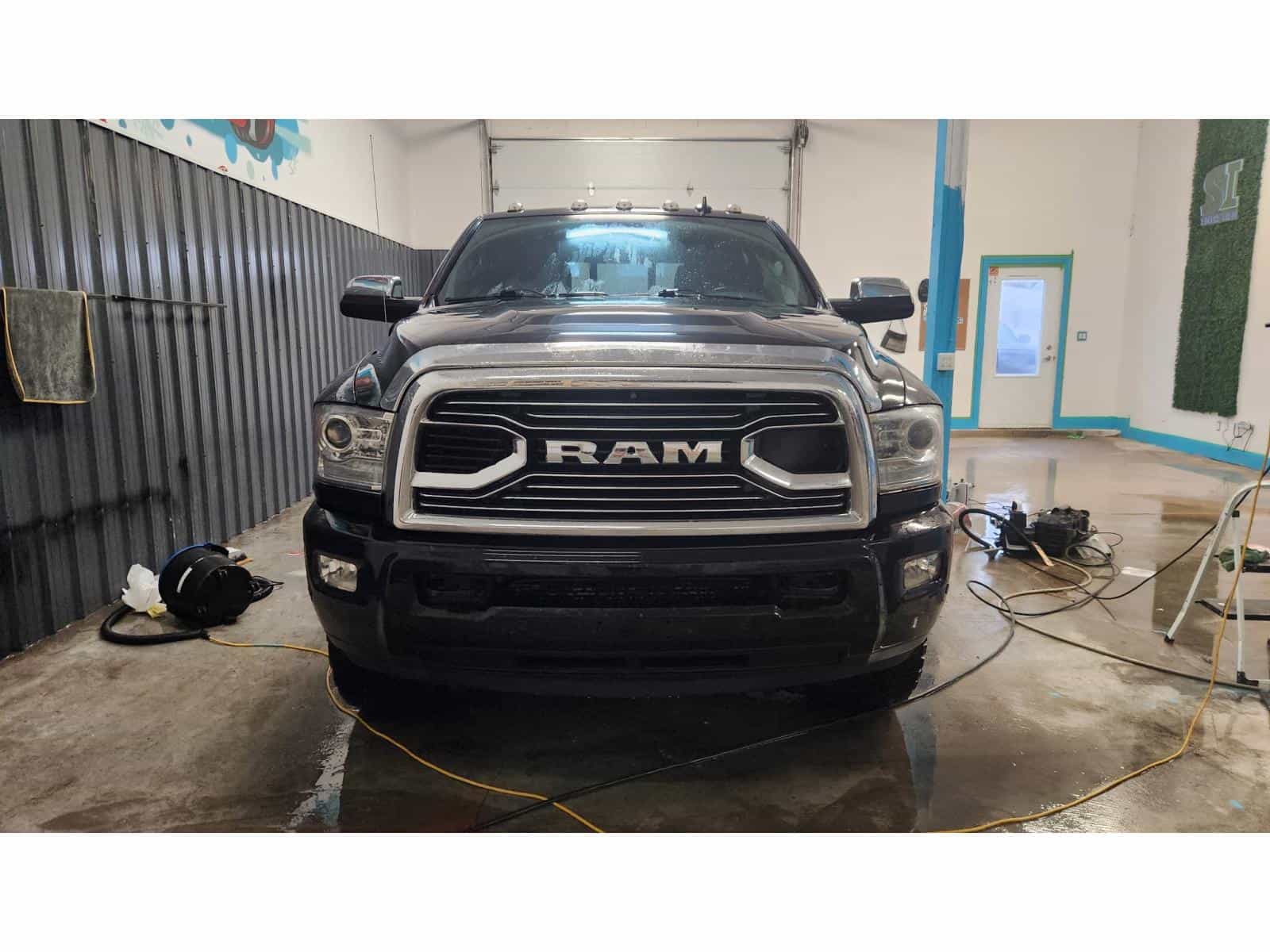 Image 2 RAM 2500 Laramie Limited 2018