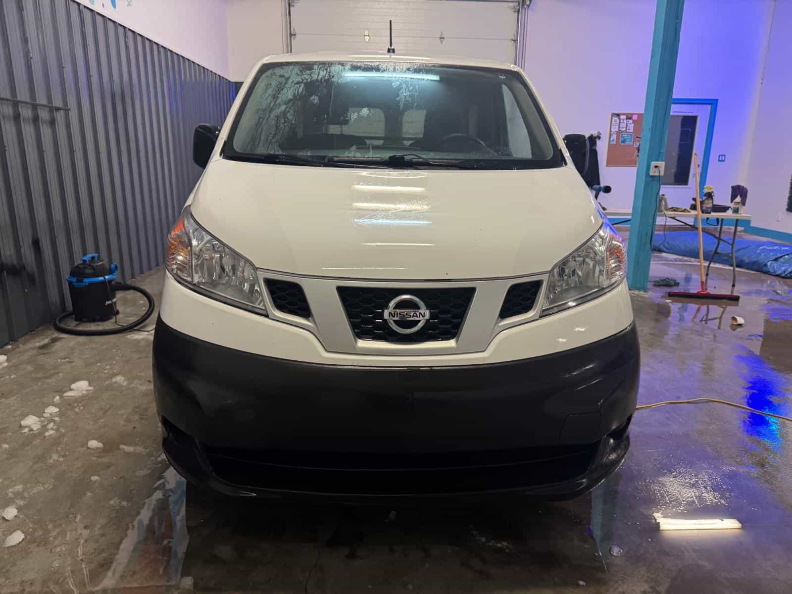 2019 Nissan NV SV - Image 2