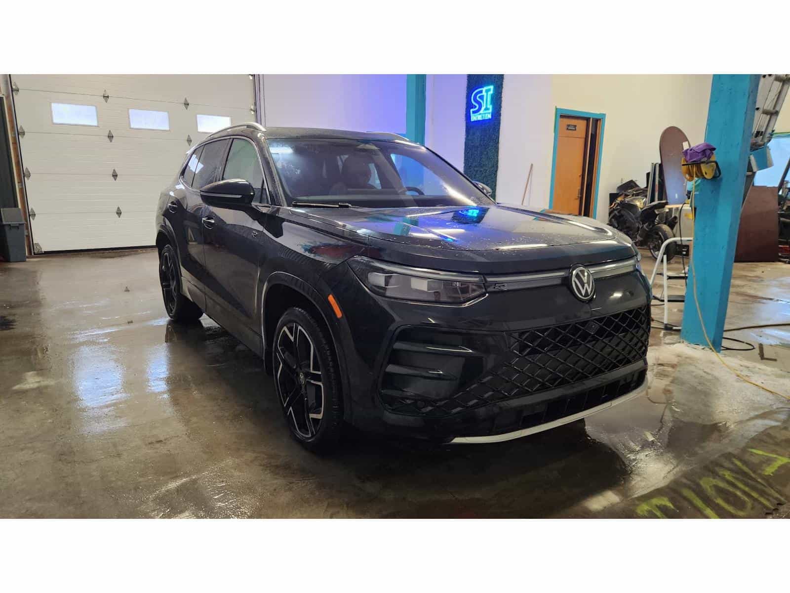 Image 3 Volkswagen Tiguan Highline R-Line 2025