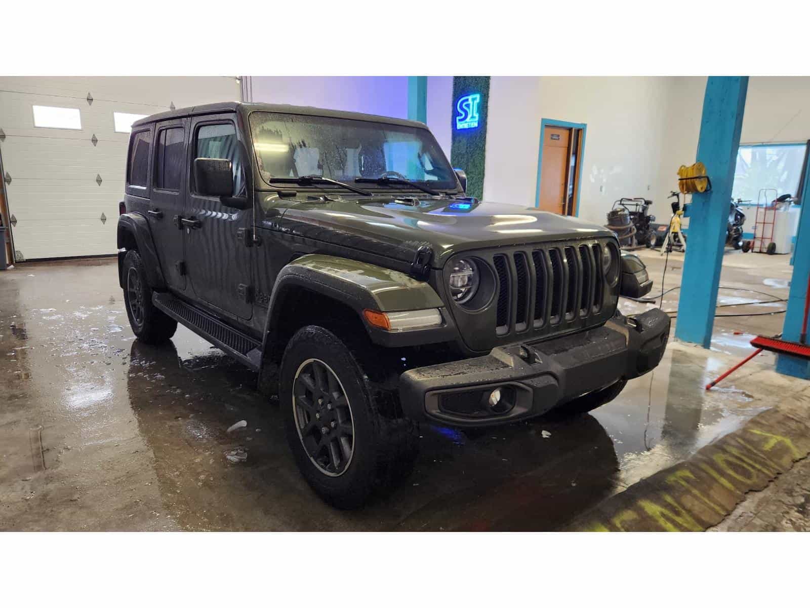 Image 3 Jeep Wrangler Sport 2021