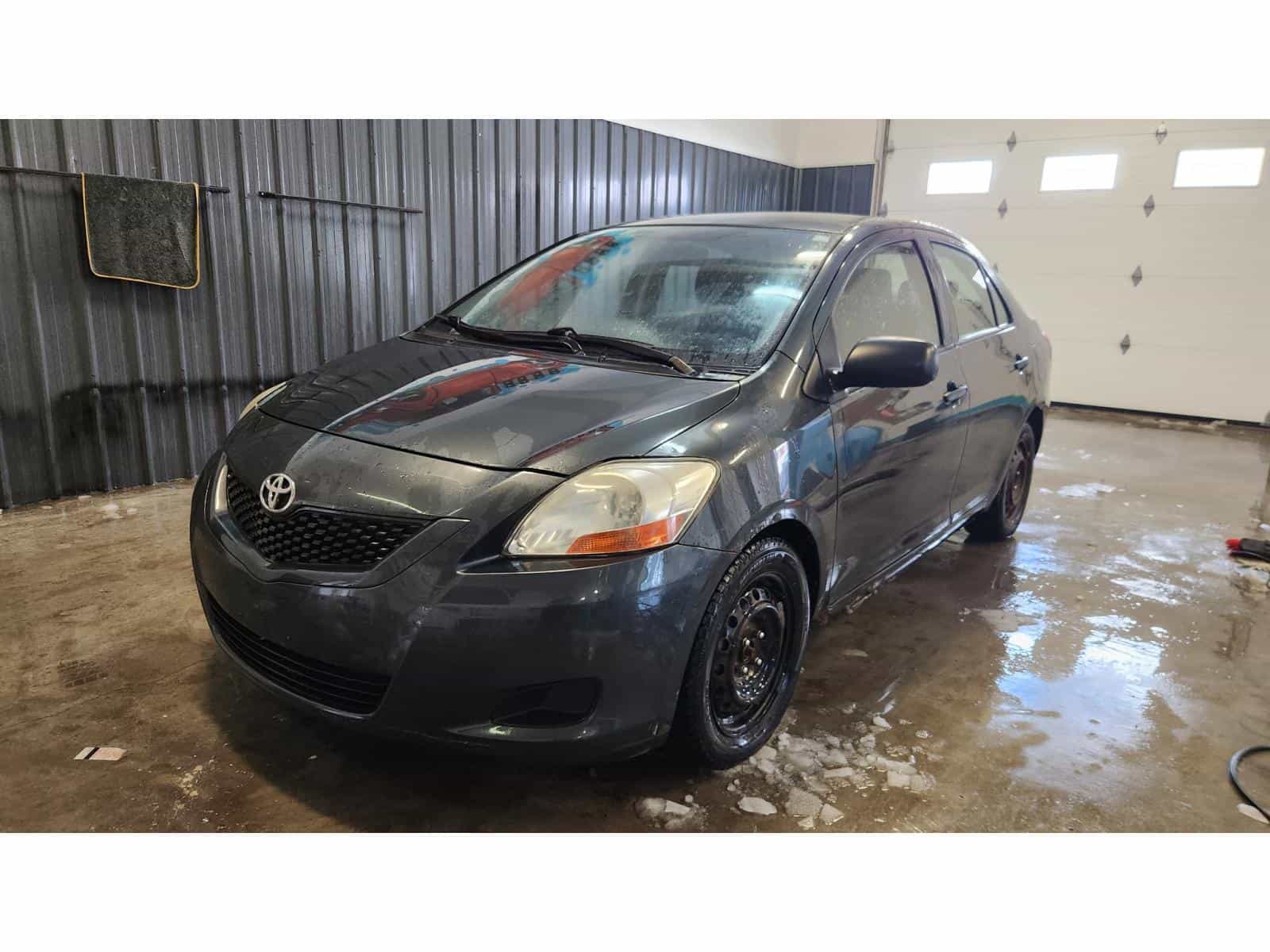 Image 1 Toyota Yaris Base 2009